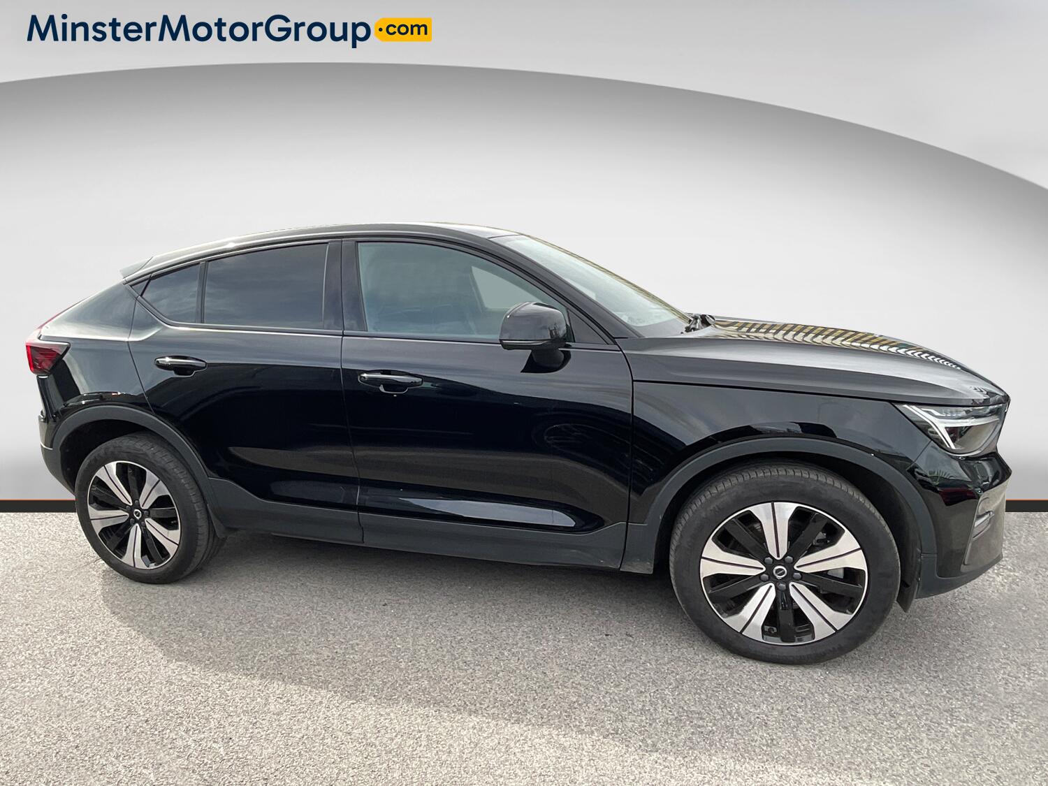 Volvo C40 view 2