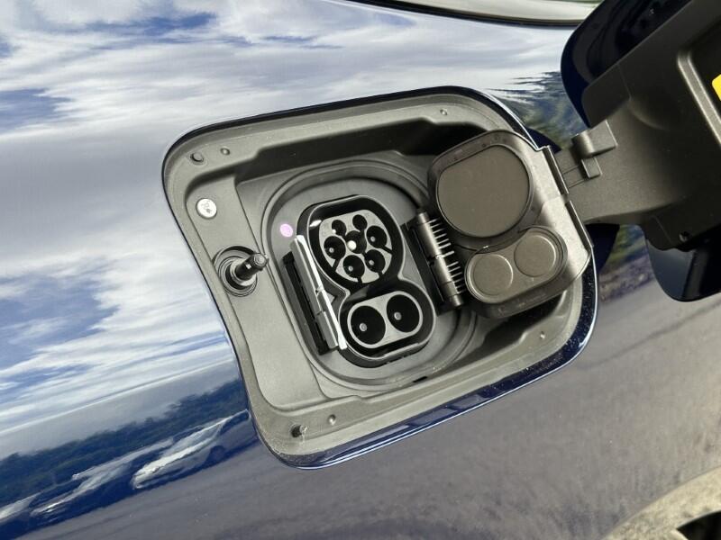 BMW i4 view 56