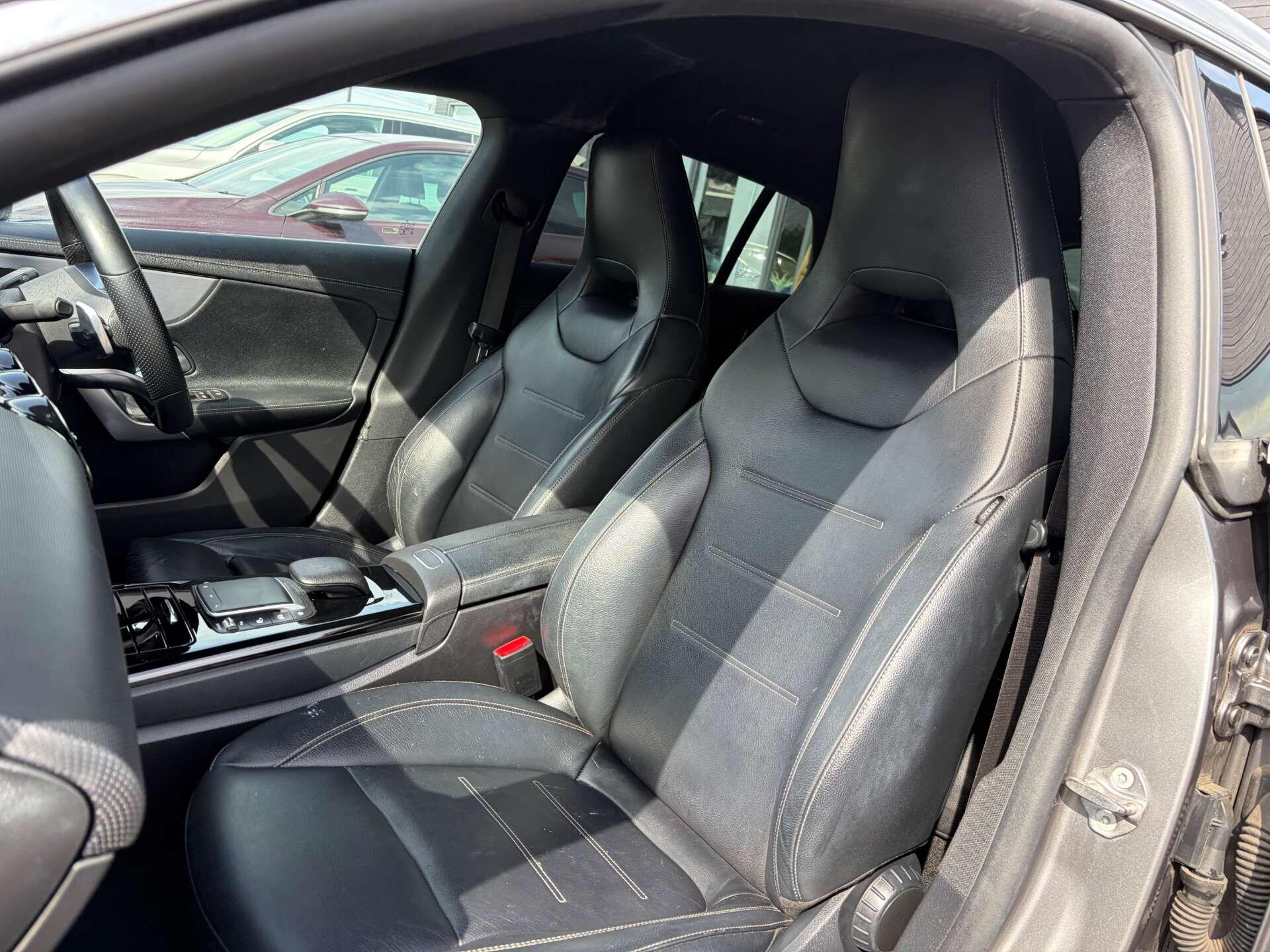 Mercedes-Benz Cla view 18