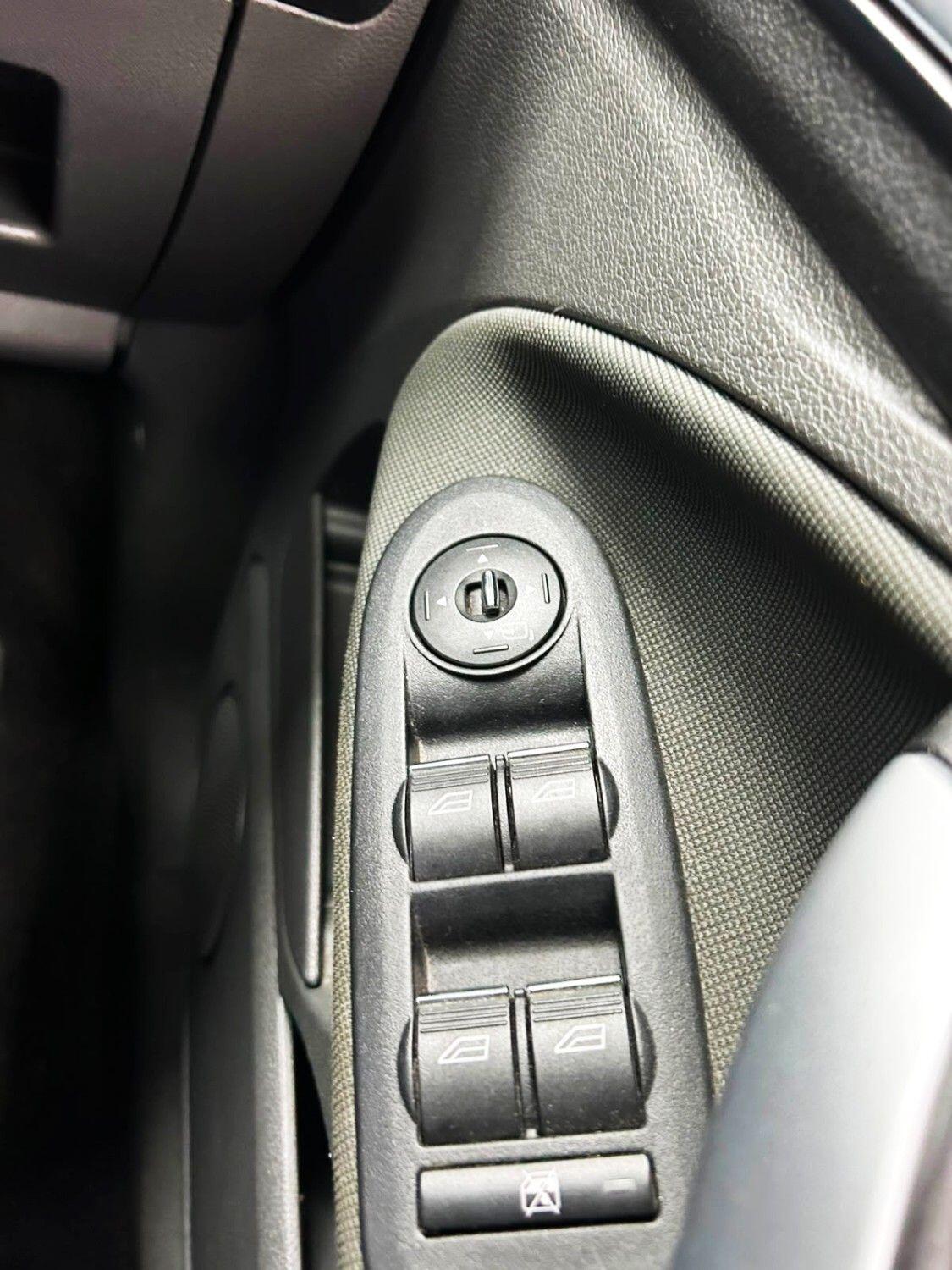 Ford Kuga view 20