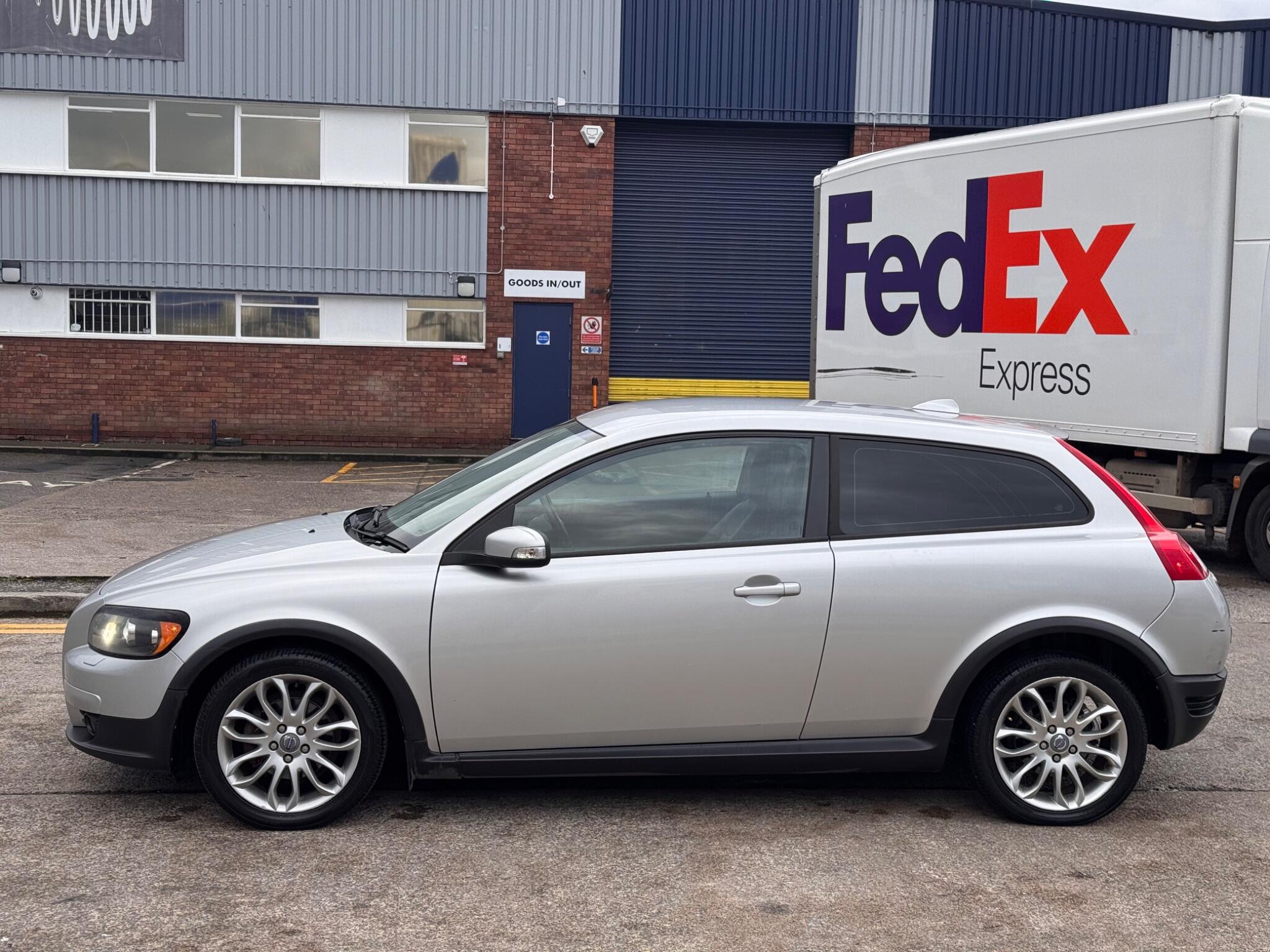 Volvo C30 view 9