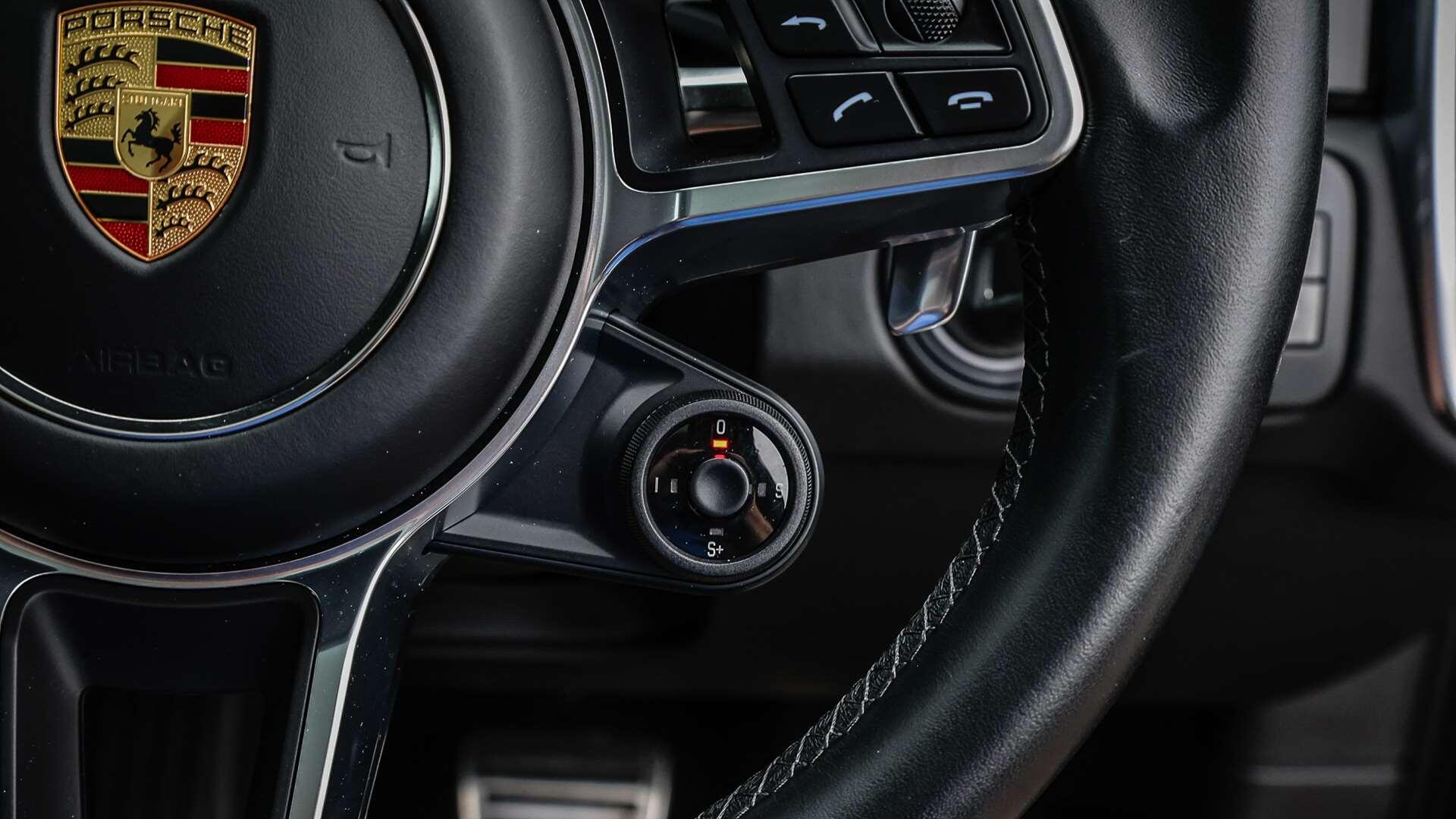 Porsche Cayenne view 20