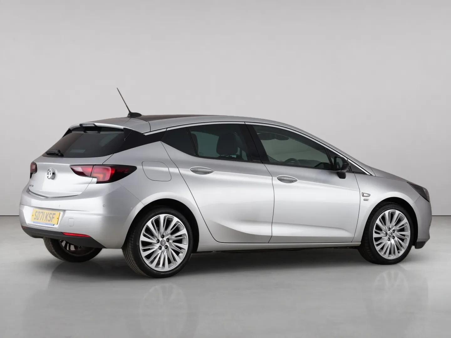 Vauxhall Astra view 7