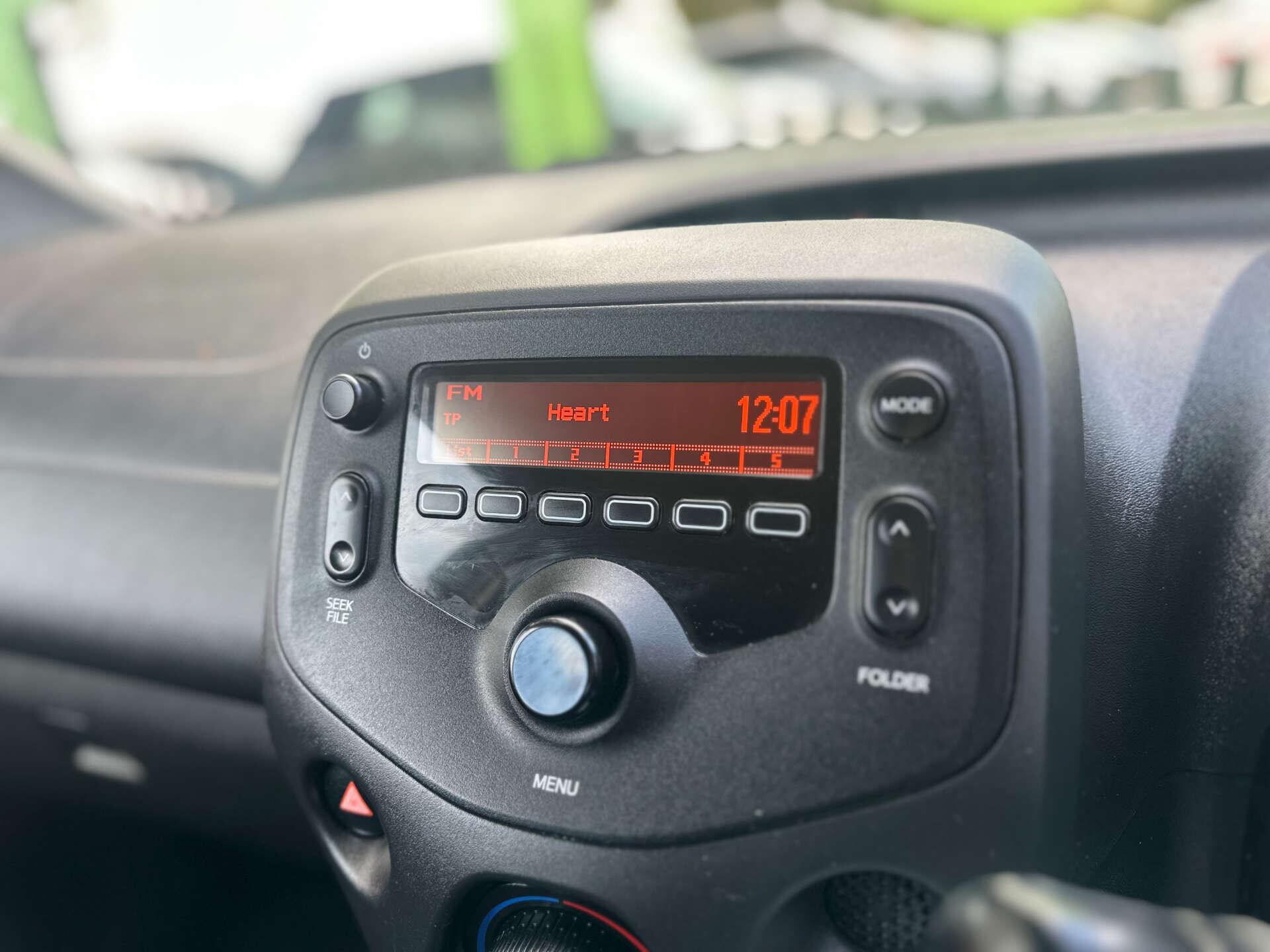Toyota Aygo view 3