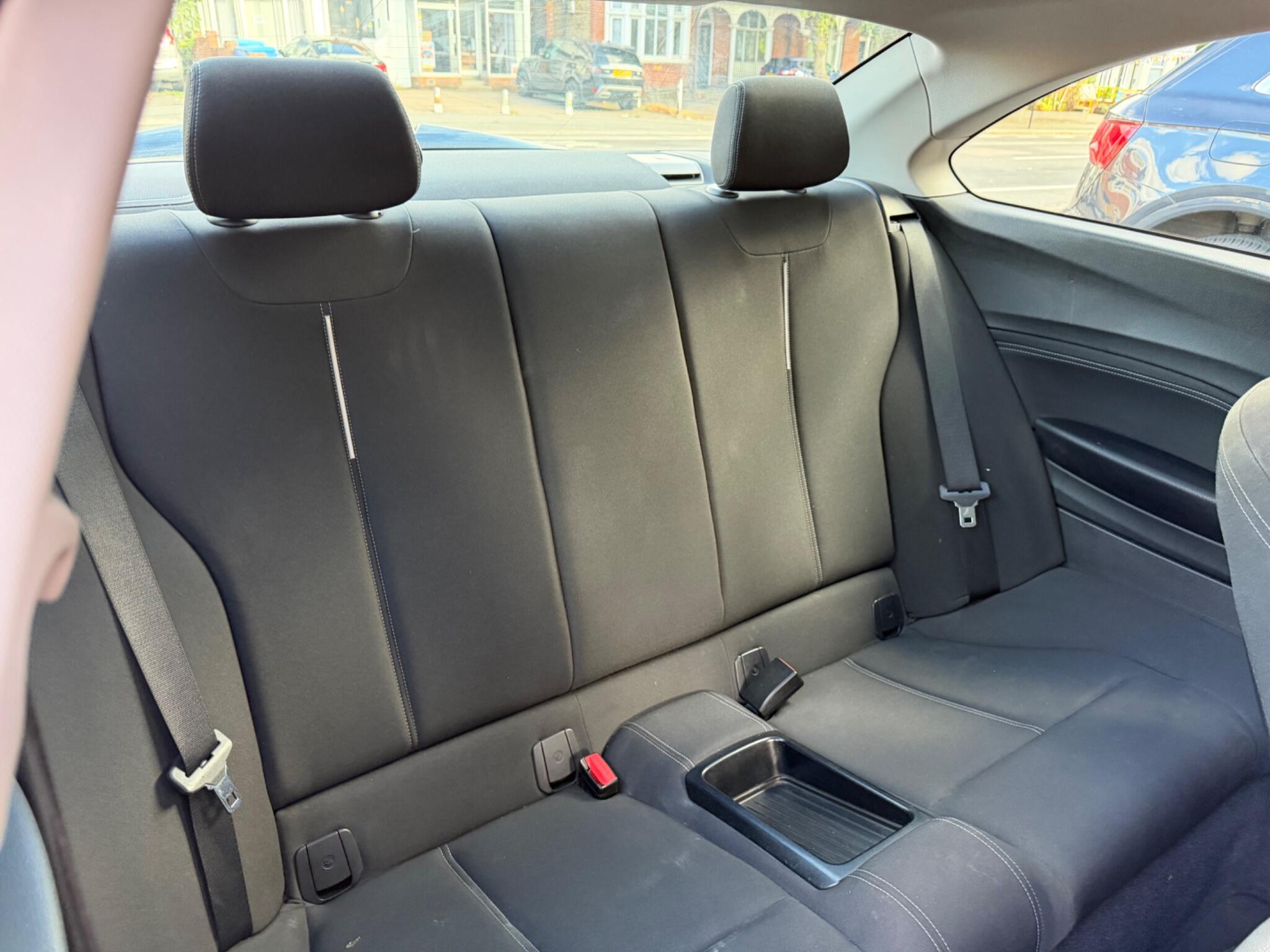BMW 2 Series view 8