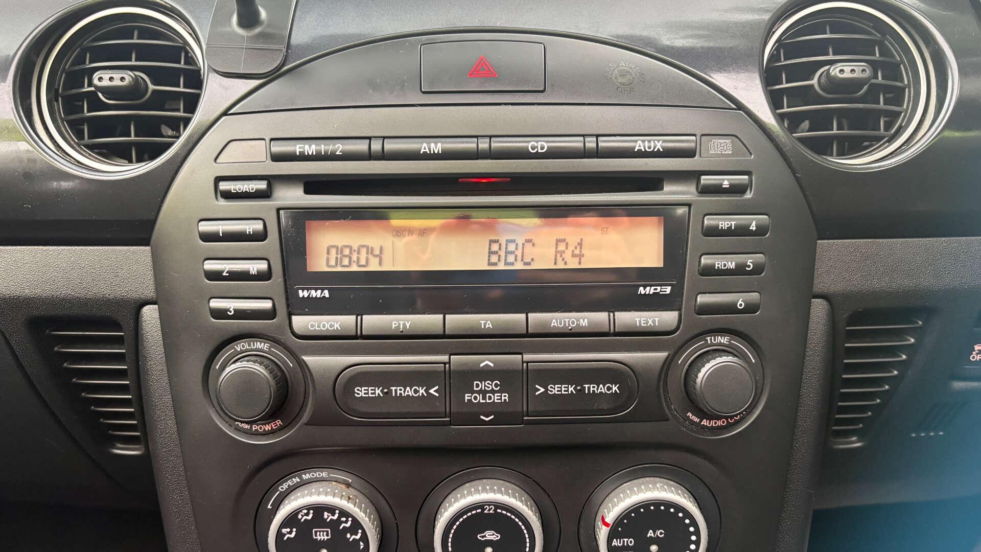 Mazda MX-5 view 18