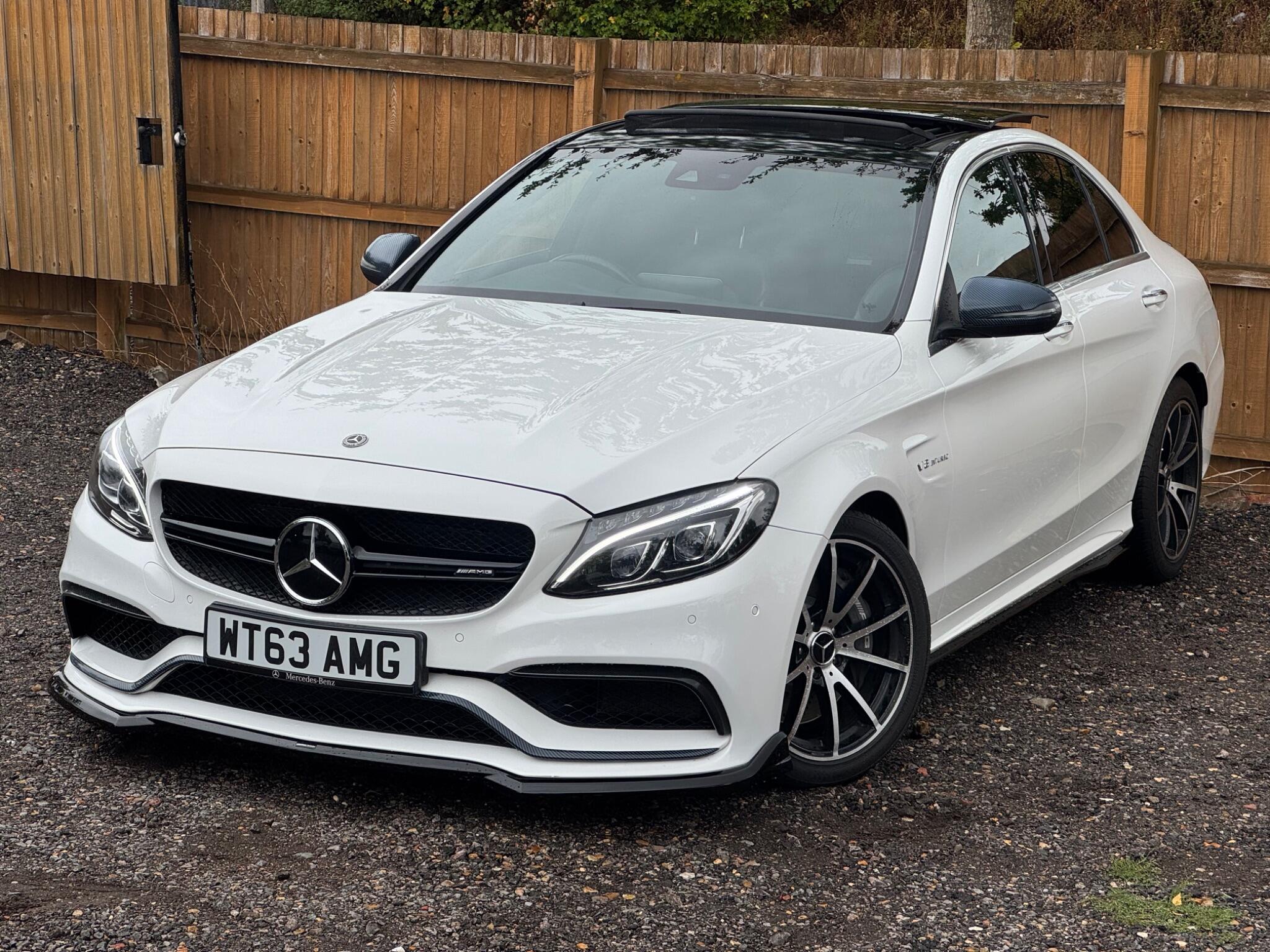 Mercedes-Benz C-Class view 3
