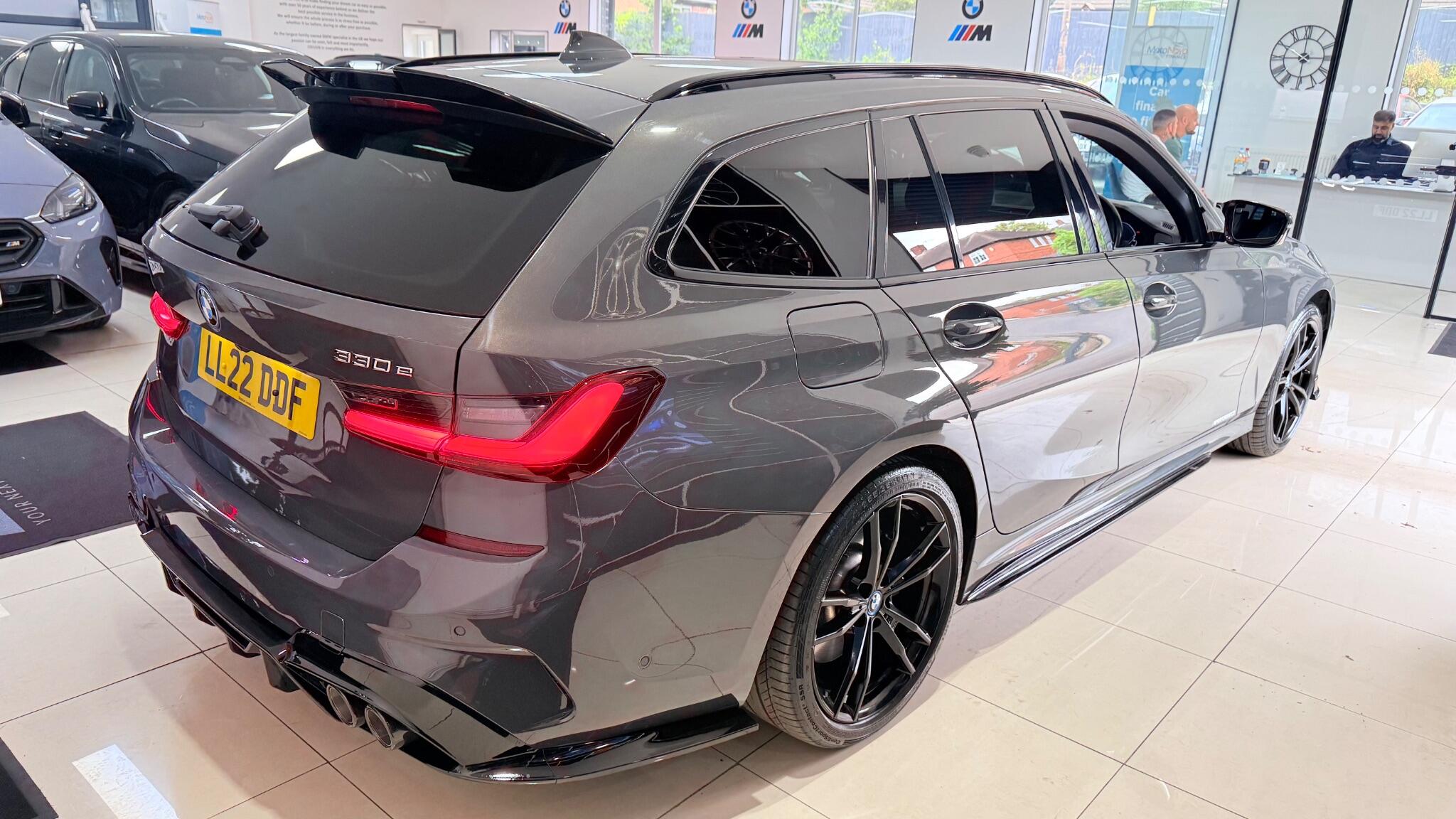 BMW 3 Series view 64