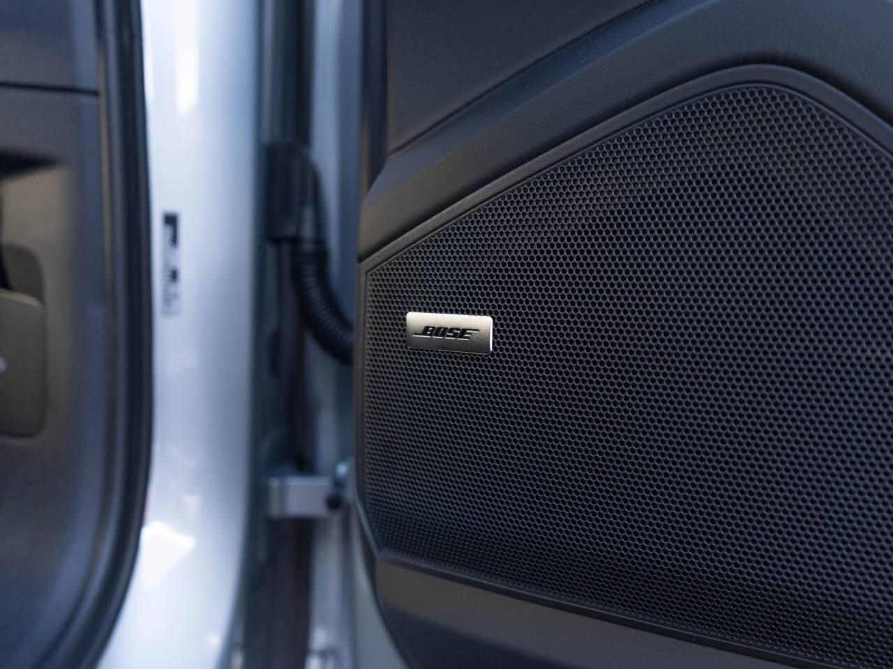 Porsche Cayenne view 30
