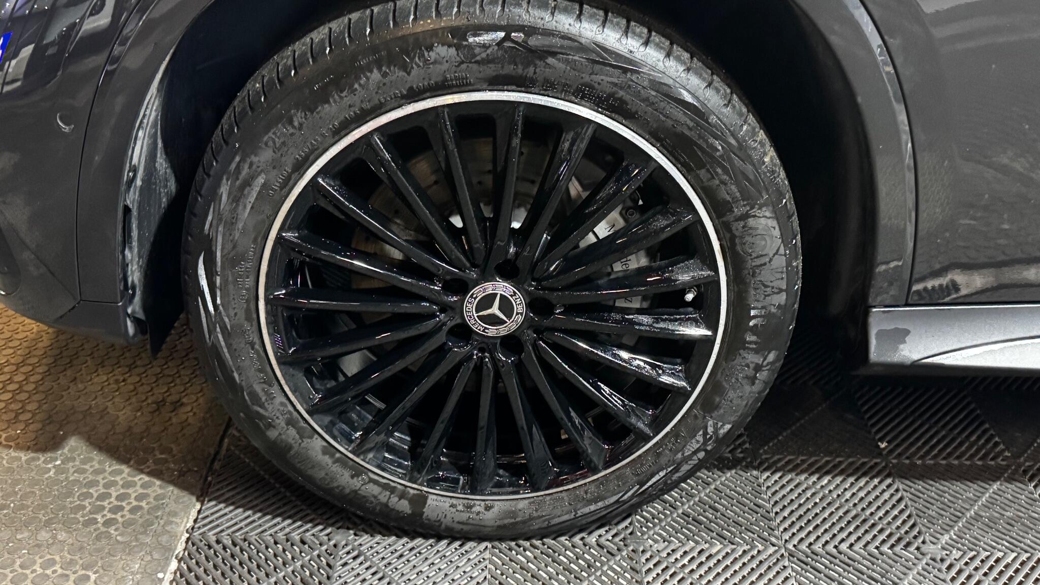 Mercedes-Benz GLC view 61