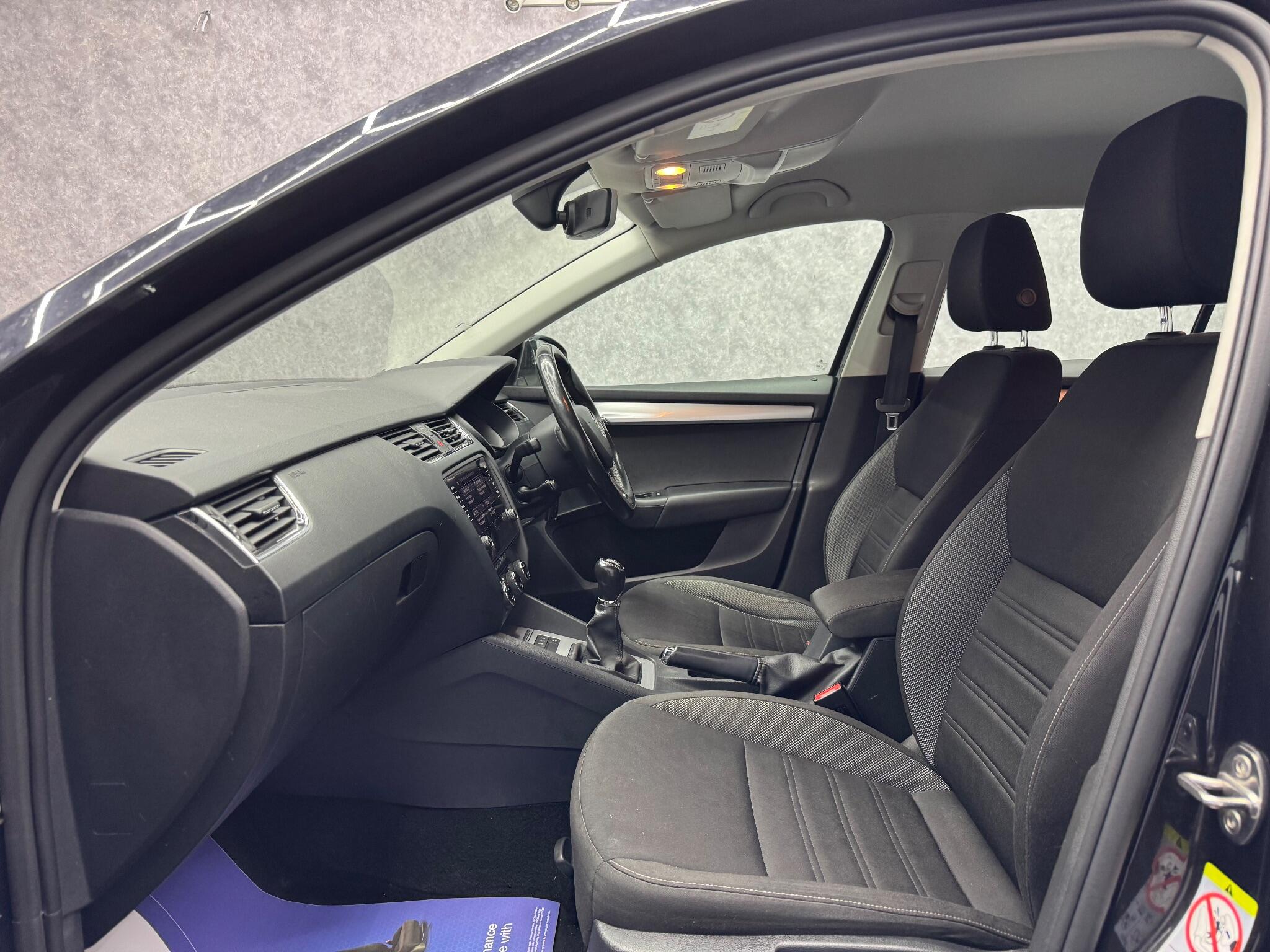 Skoda Octavia view 3
