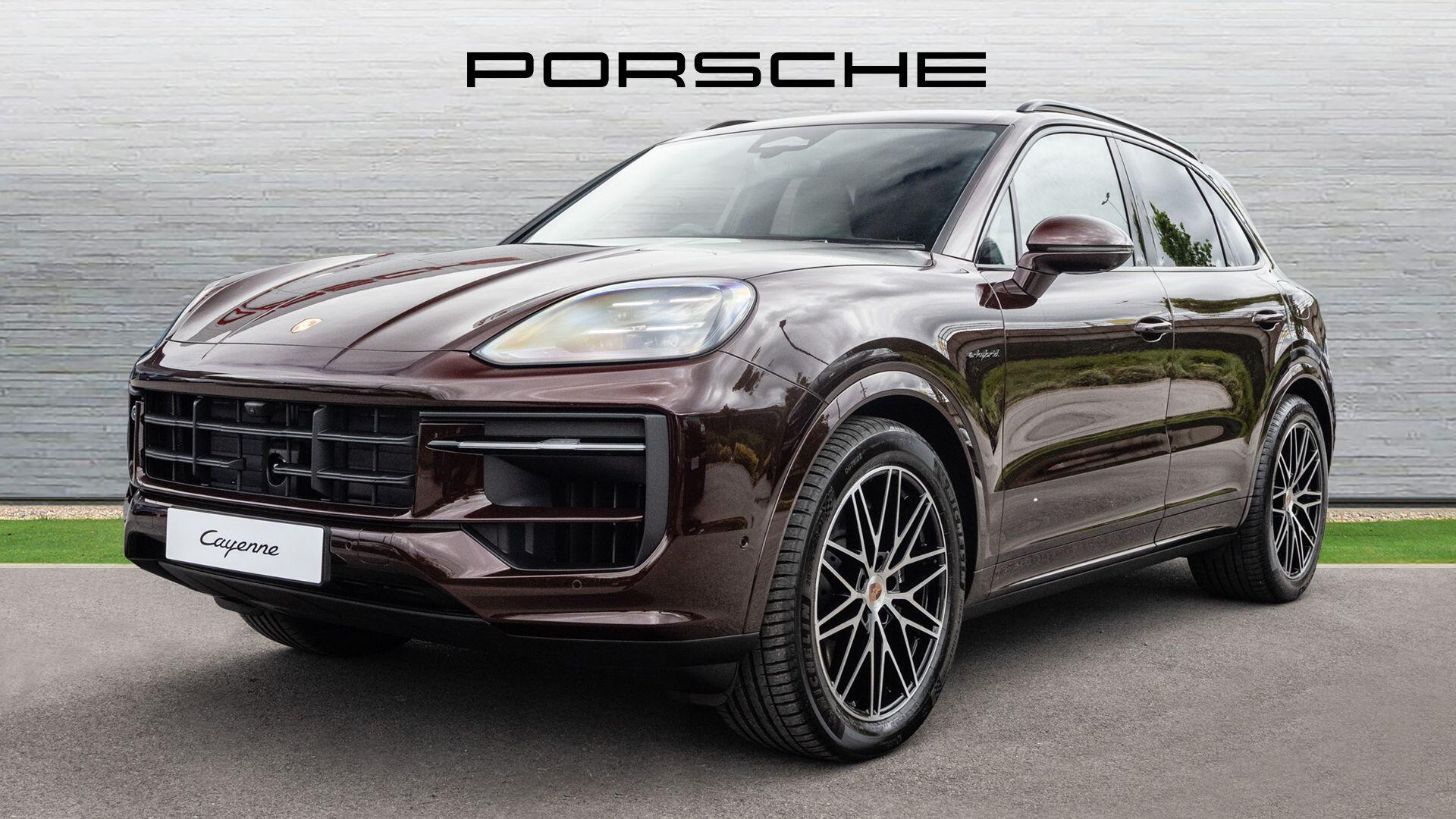 Porsche Cayenne view 3