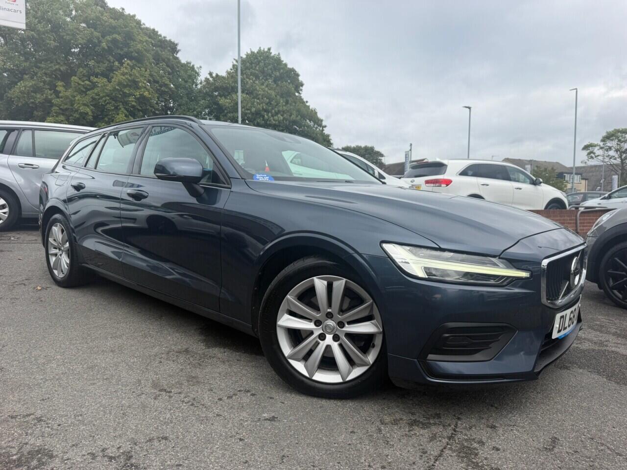 Volvo V60 view 10