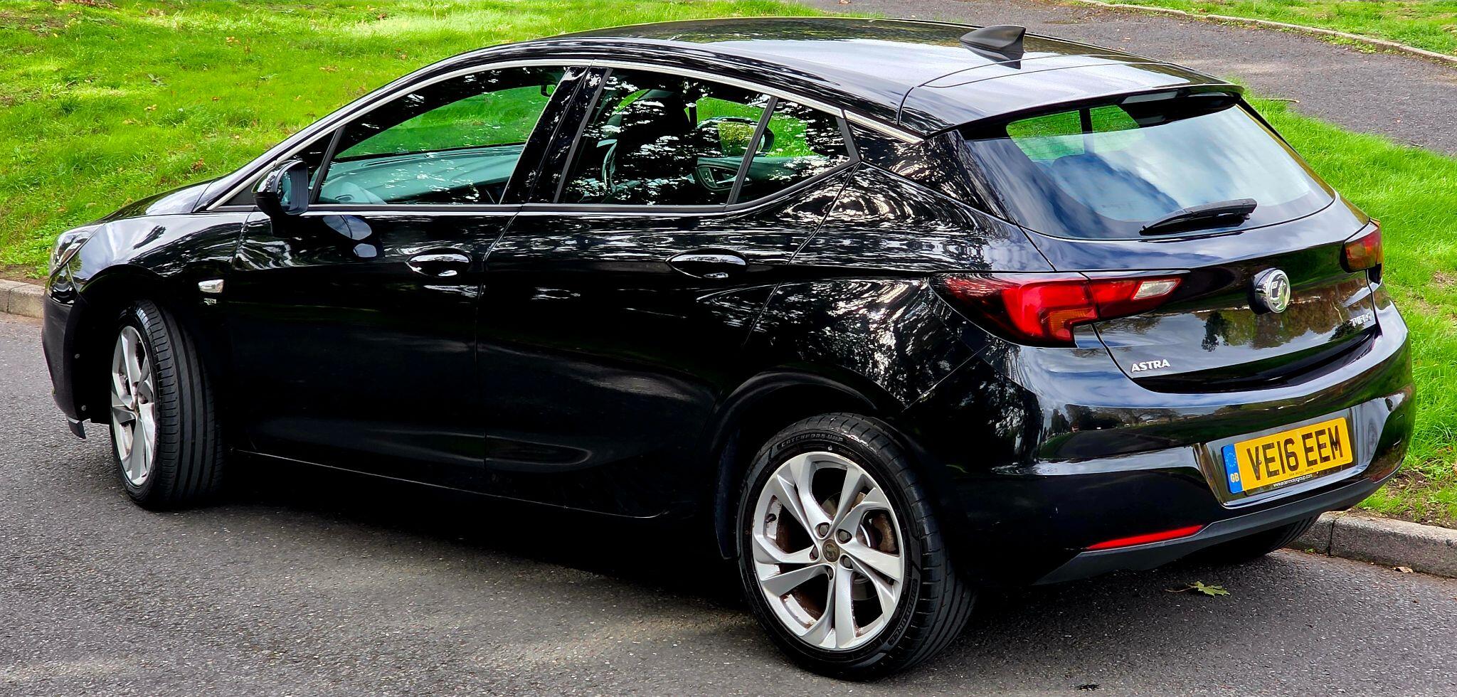 Vauxhall Astra view 23