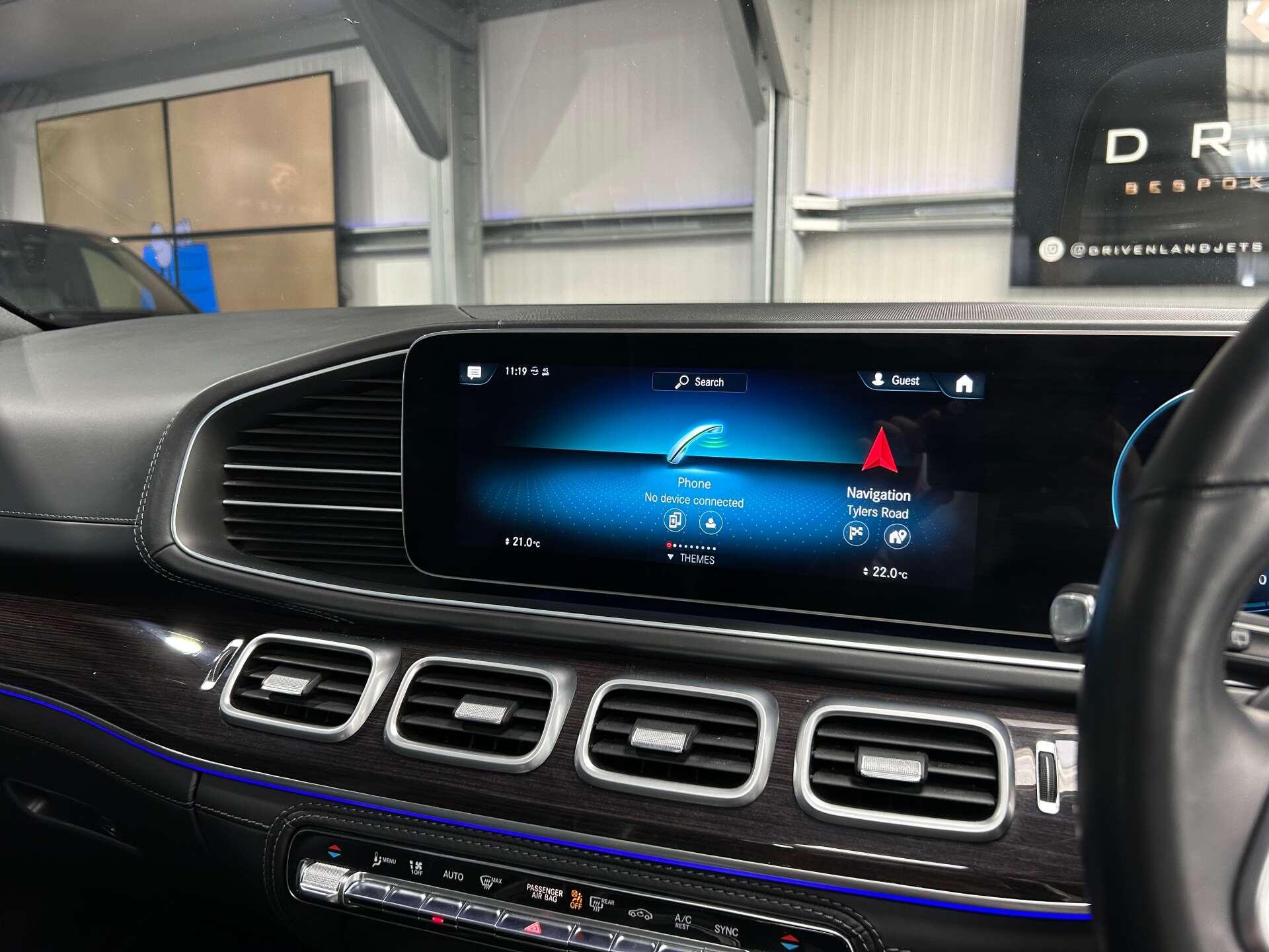 Mercedes-Benz GLS view 21