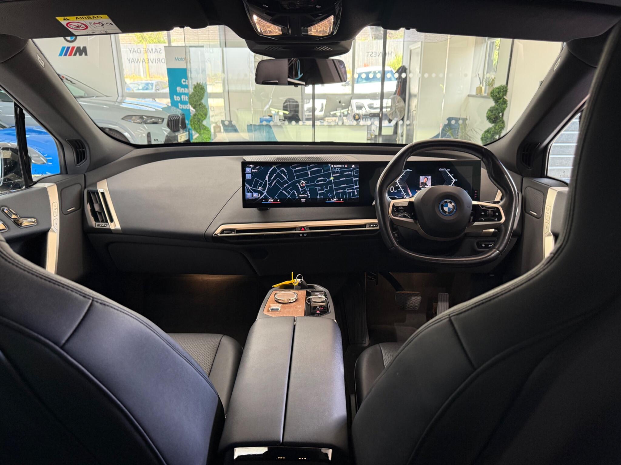 BMW iX view 38