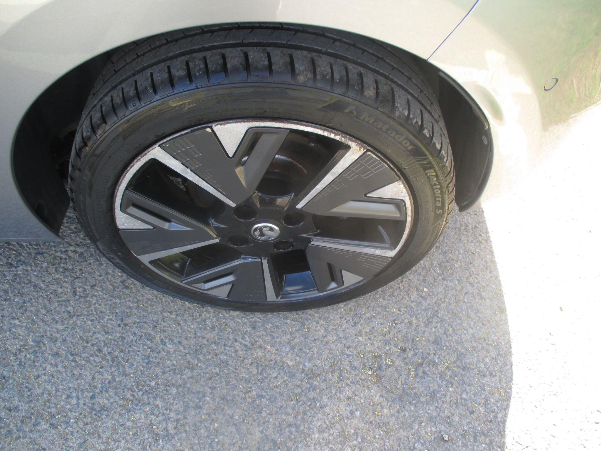 Vauxhall Corsa Electric view 25