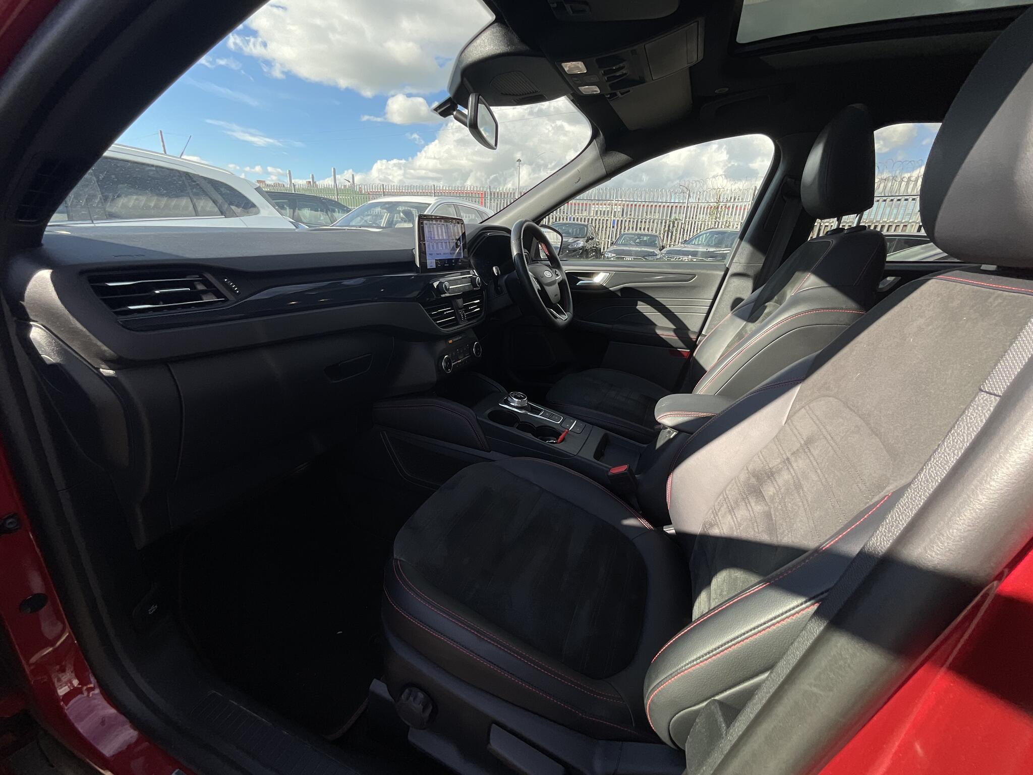 Ford Kuga view 16