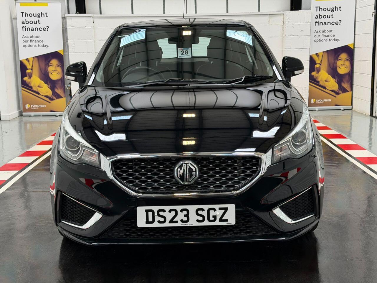 MG MG3 view 4