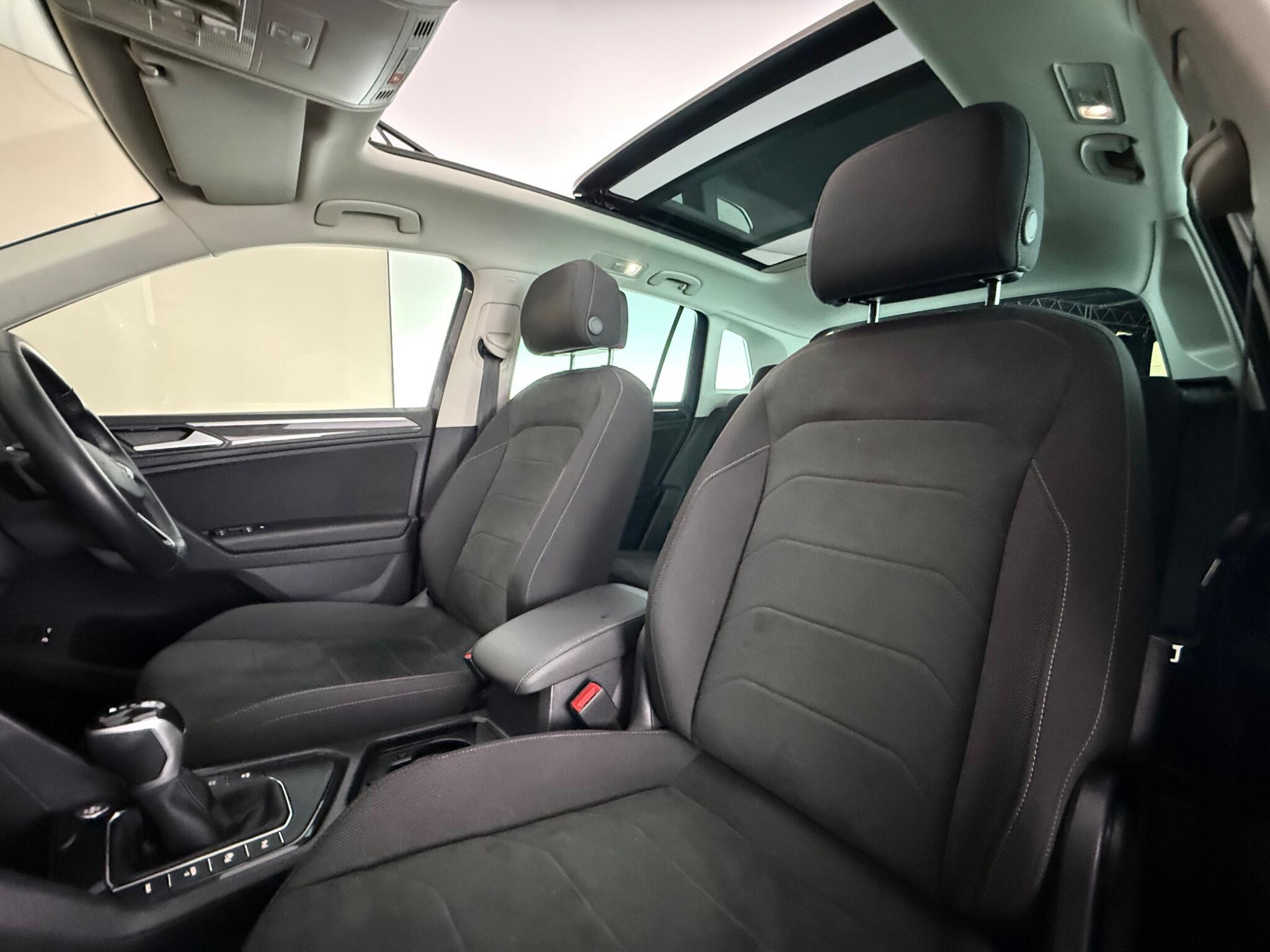 Volkswagen Tiguan view 32