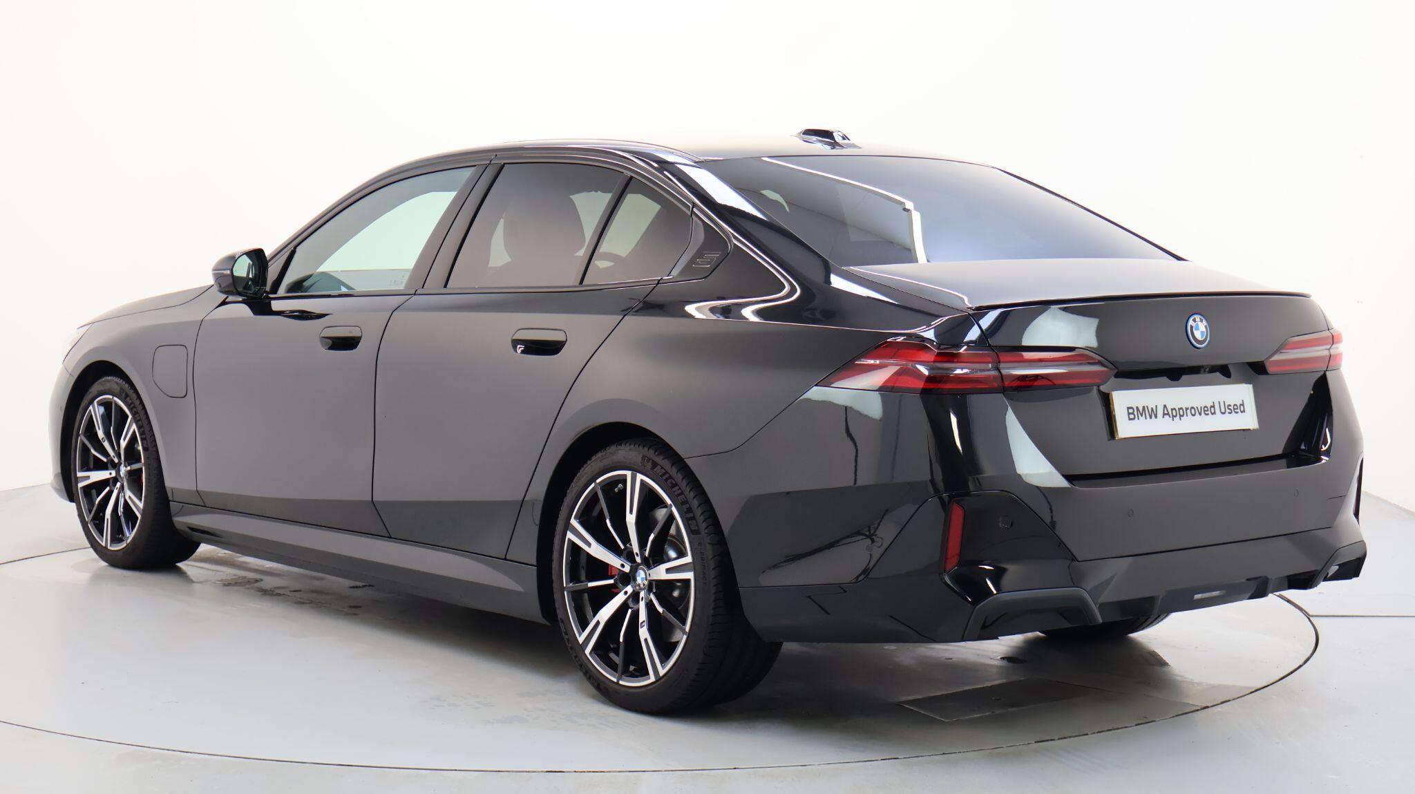 BMW 5 Series view 2