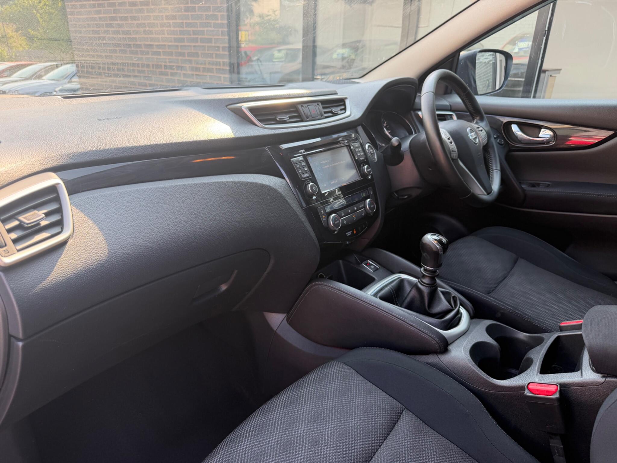 Nissan Qashqai view 16