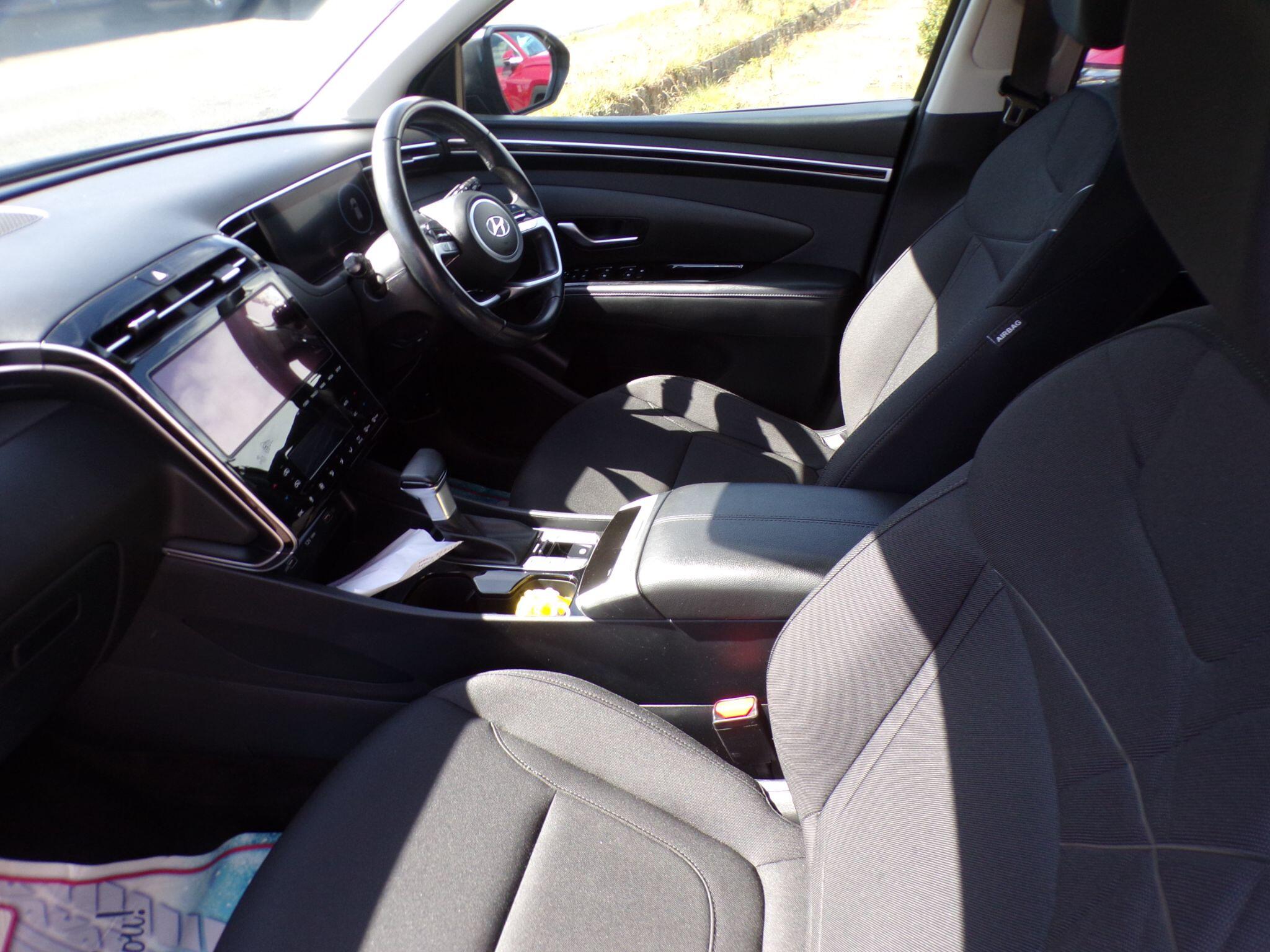 Hyundai Tucson view 16