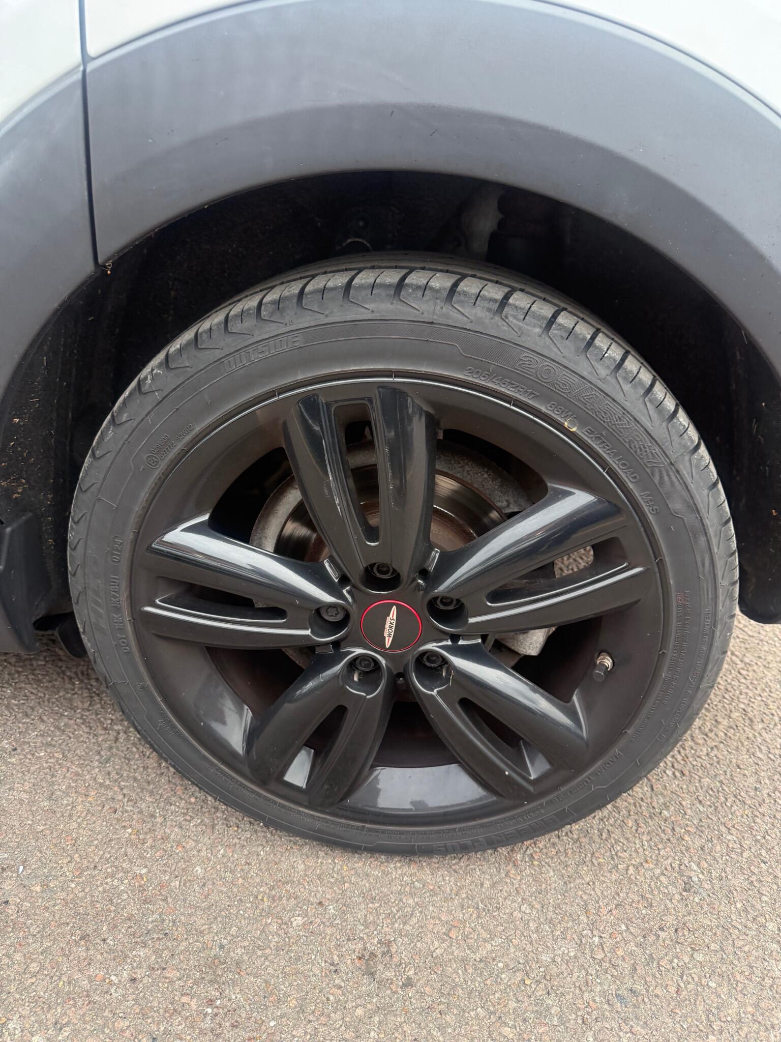 Mini Hatch view 20