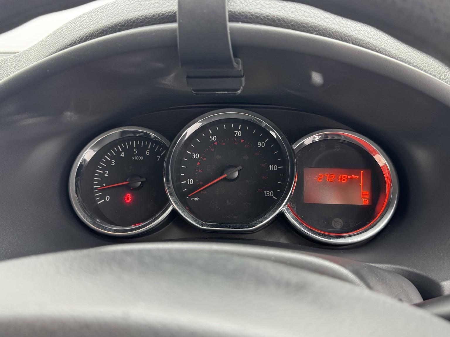 Dacia Sandero view 16