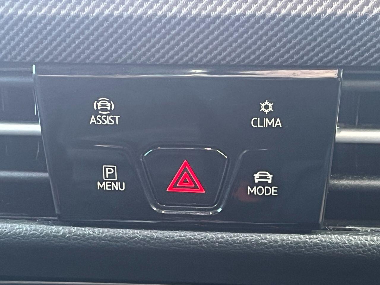 Volkswagen Golf view 20