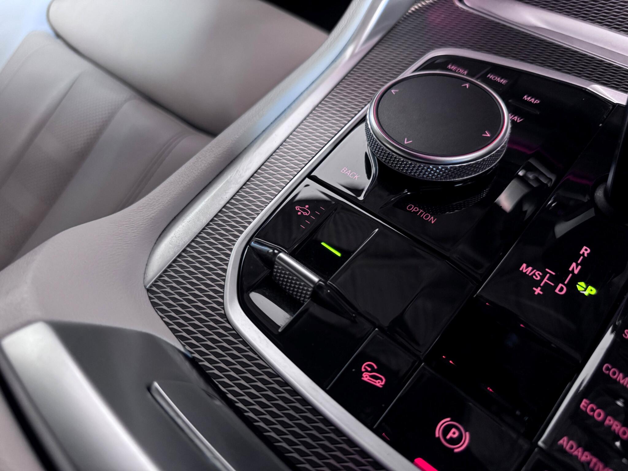 BMW X6 view 42