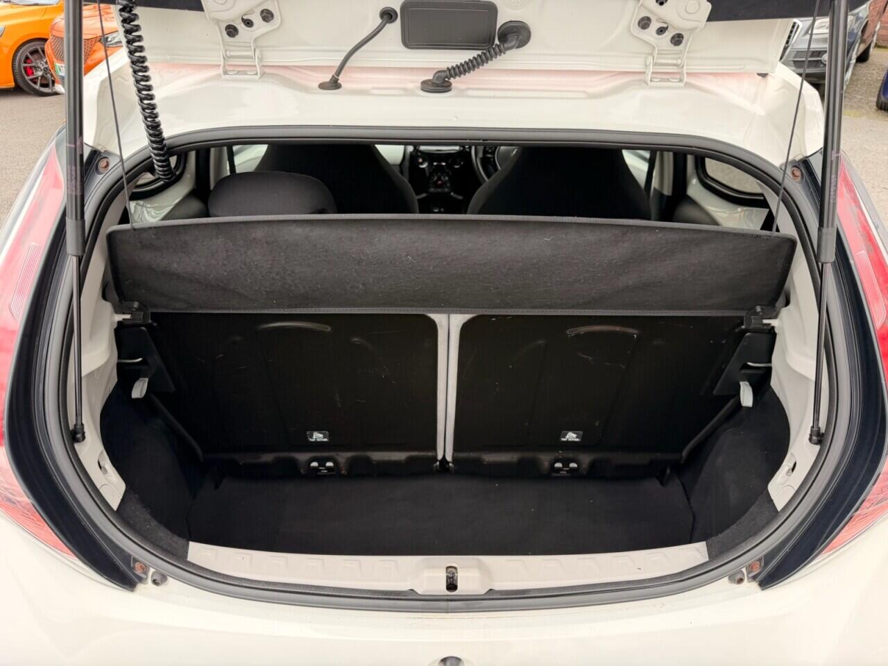 Toyota Aygo view 6