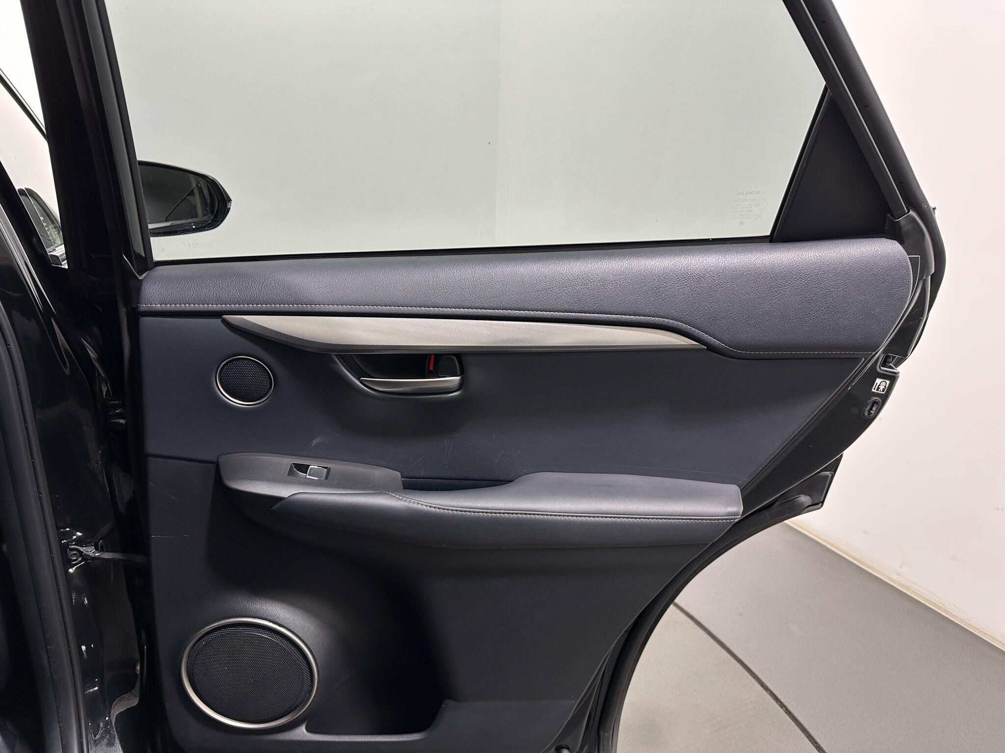 Lexus NX view 43