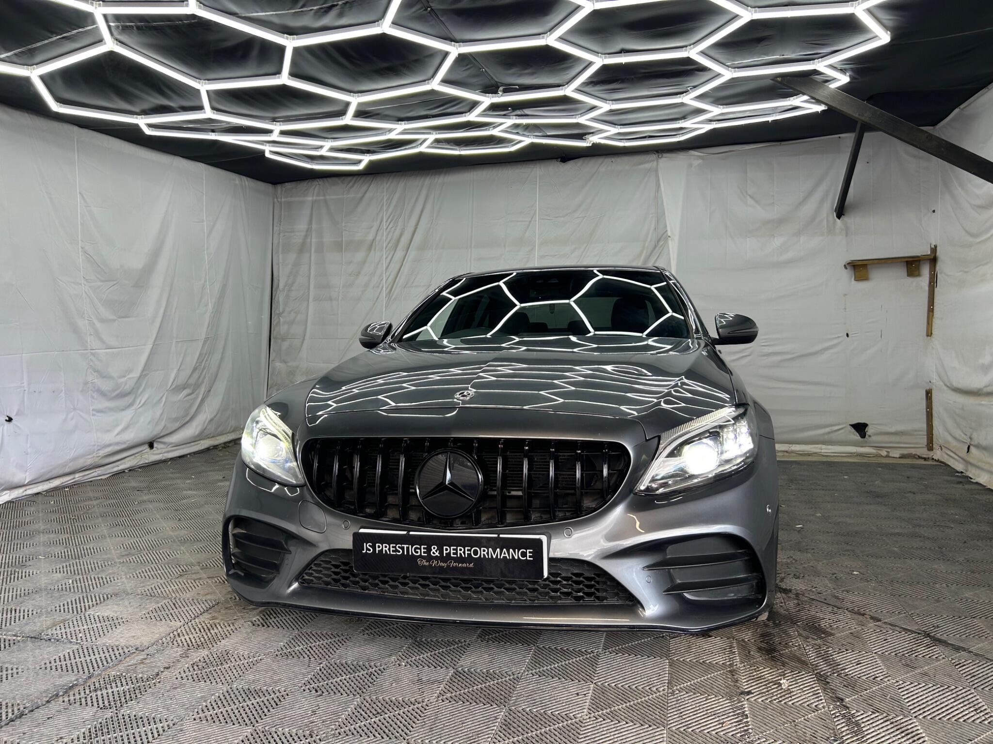Mercedes-Benz C Class view 5