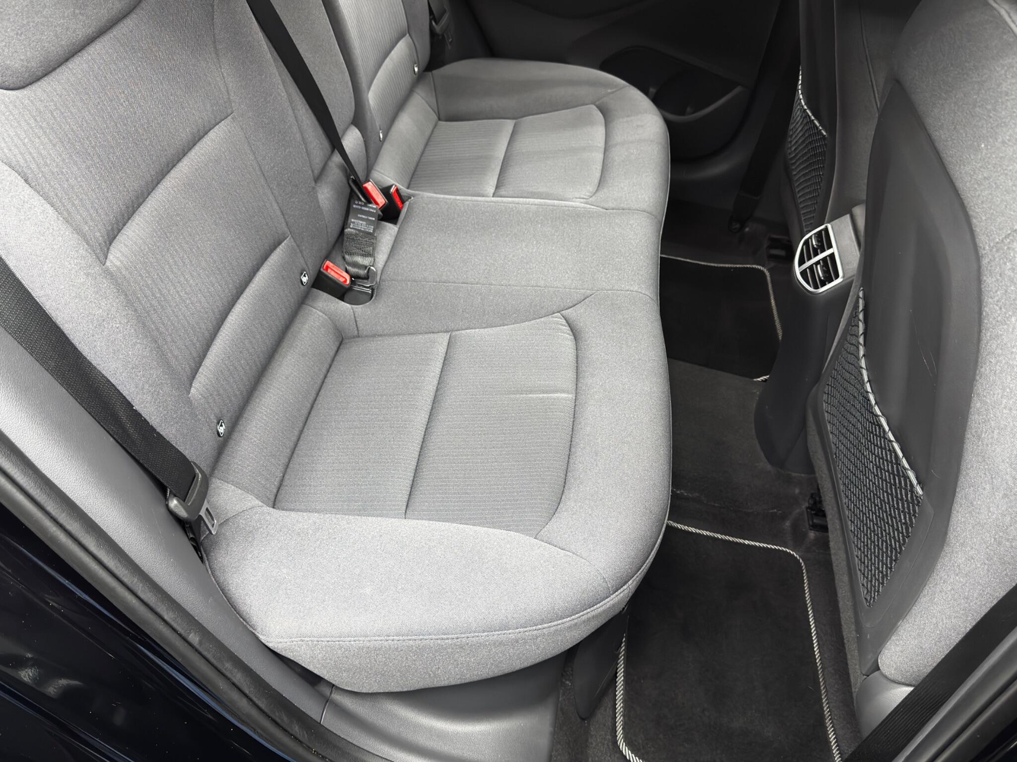 Hyundai Ioniq view 15