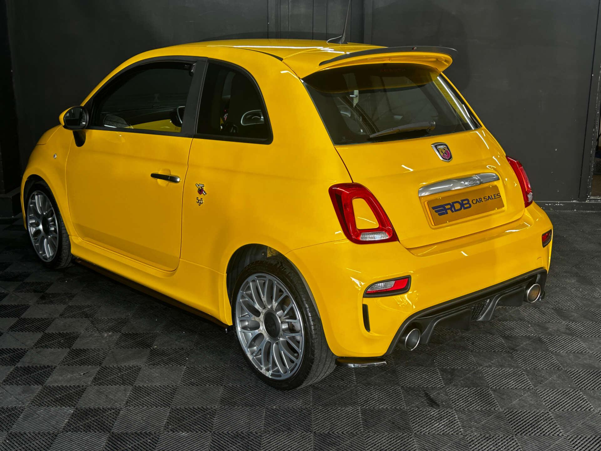 Abarth 595 view 20