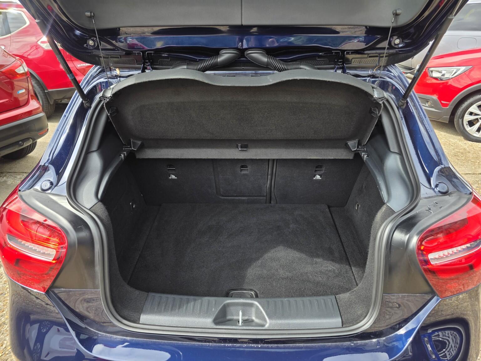 Mercedes-Benz A-Class view 30