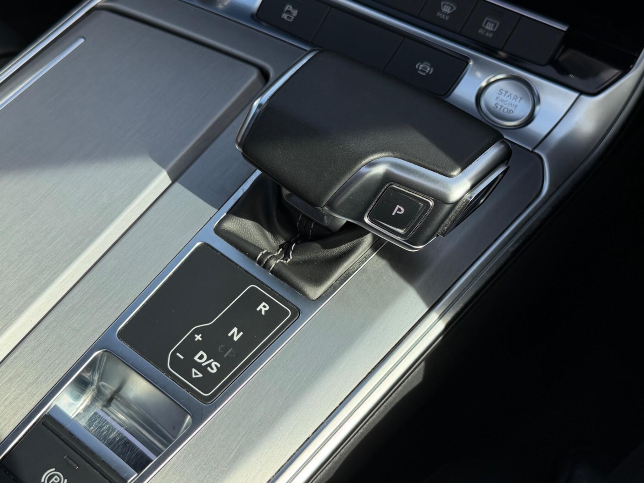 Audi A6 view 44