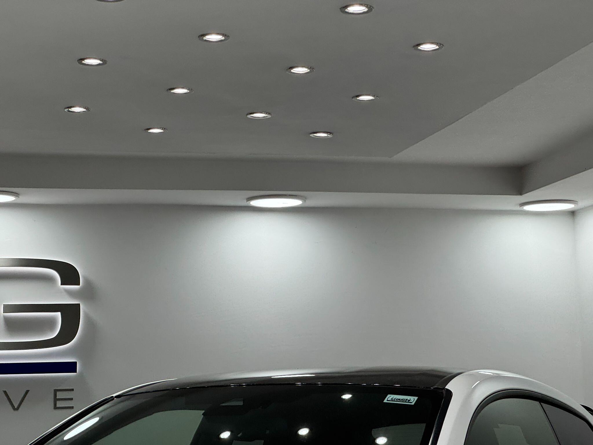 Toyota Yaris view 16