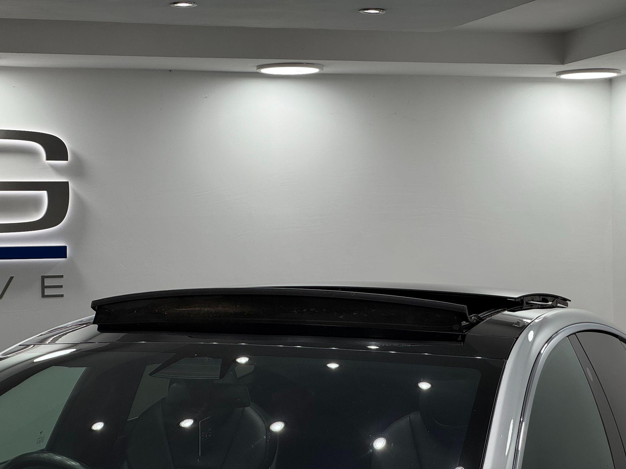 Tesla Model S view 13