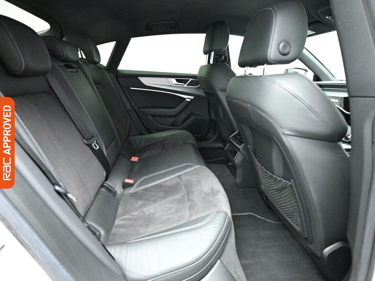 Audi A7 view 13