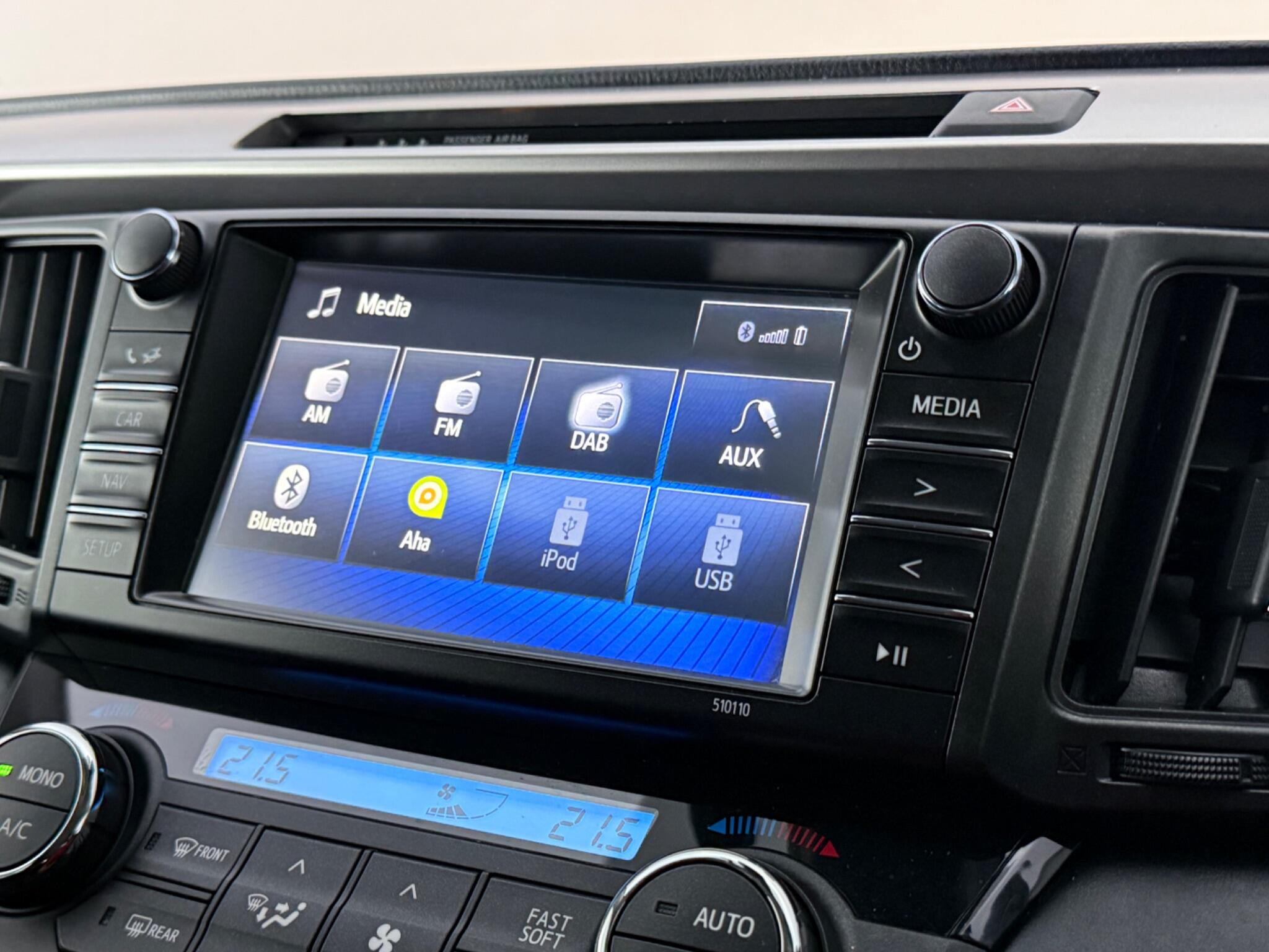 Toyota Rav4 view 23