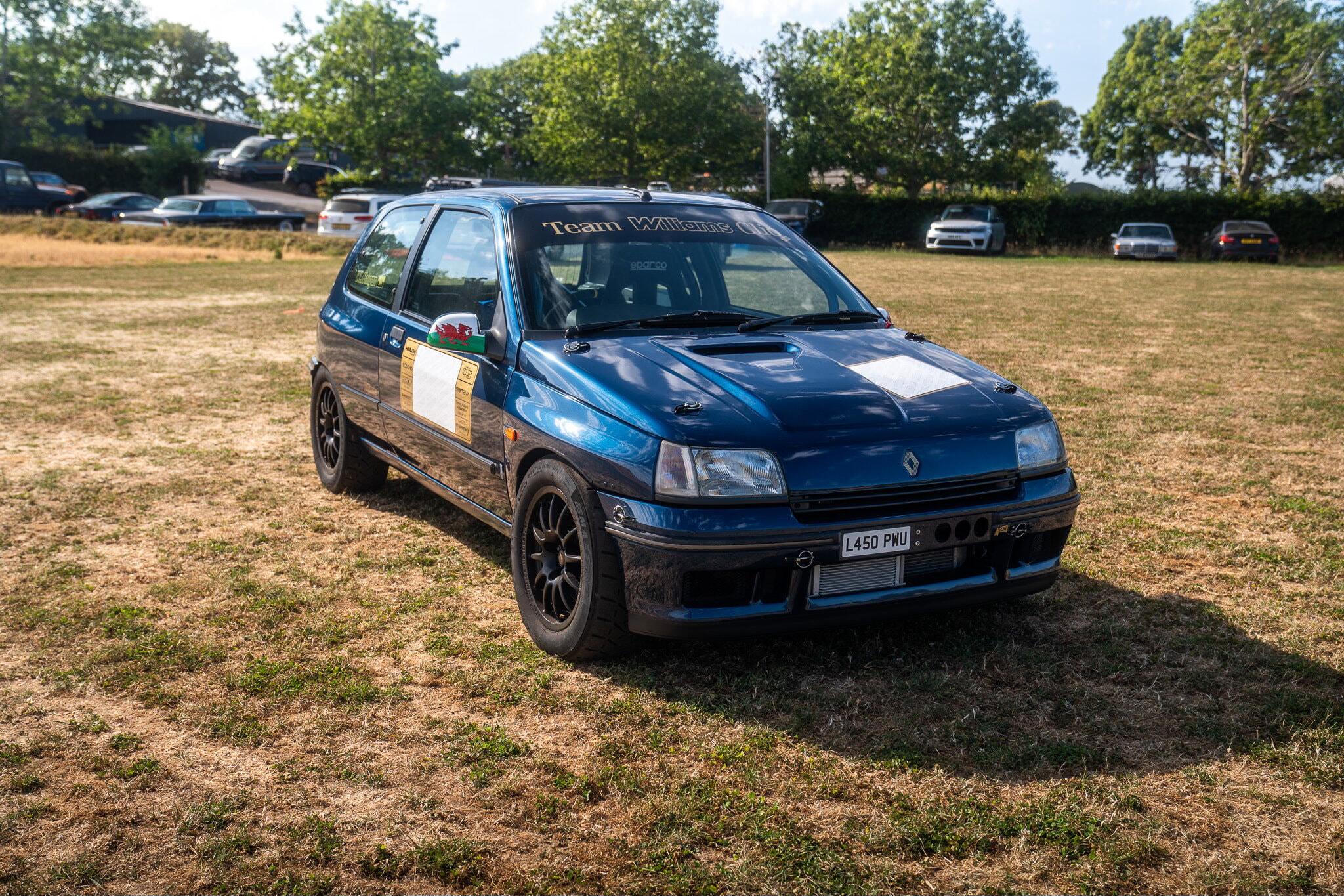 1994 (L reg) Renault Clio in Blue for sale