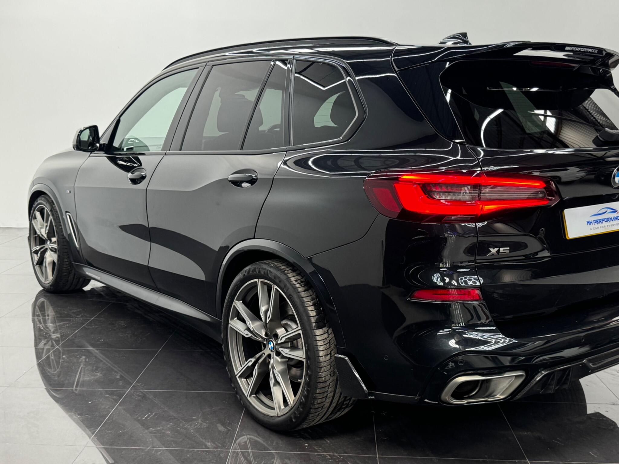 BMW X5 view 40