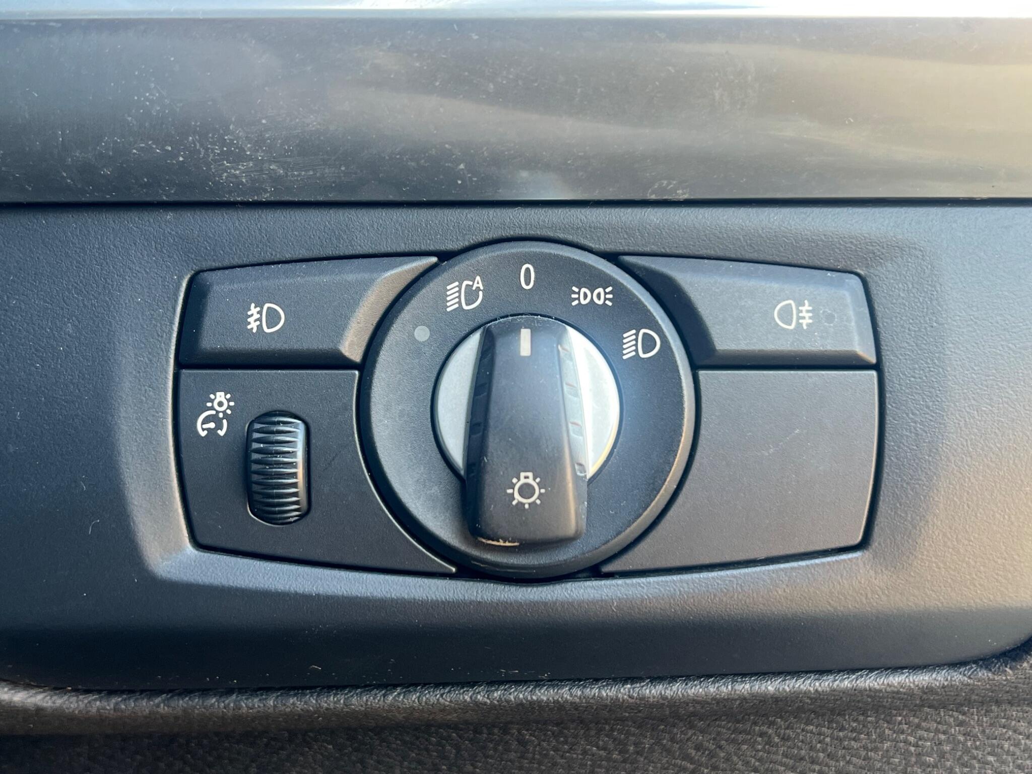 BMW X6 view 58