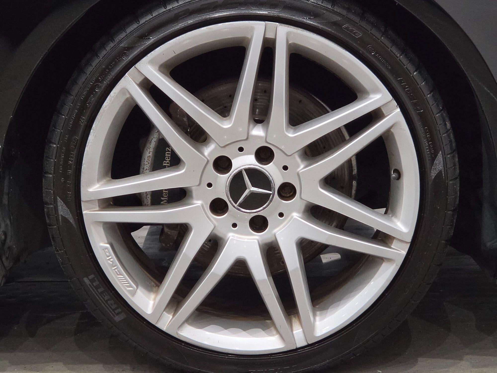 Mercedes-Benz E-Class view 7