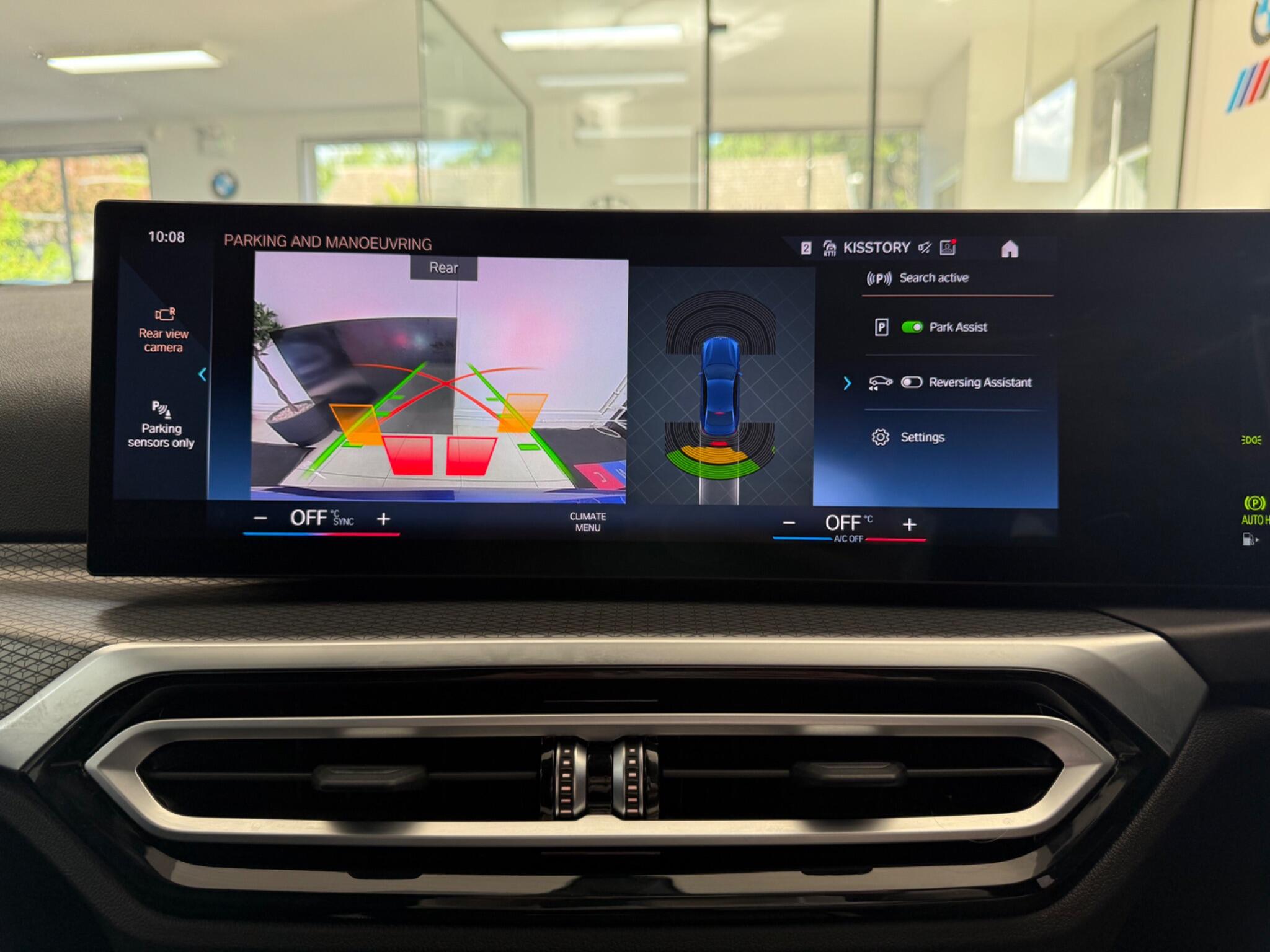 BMW 3 Series view 13