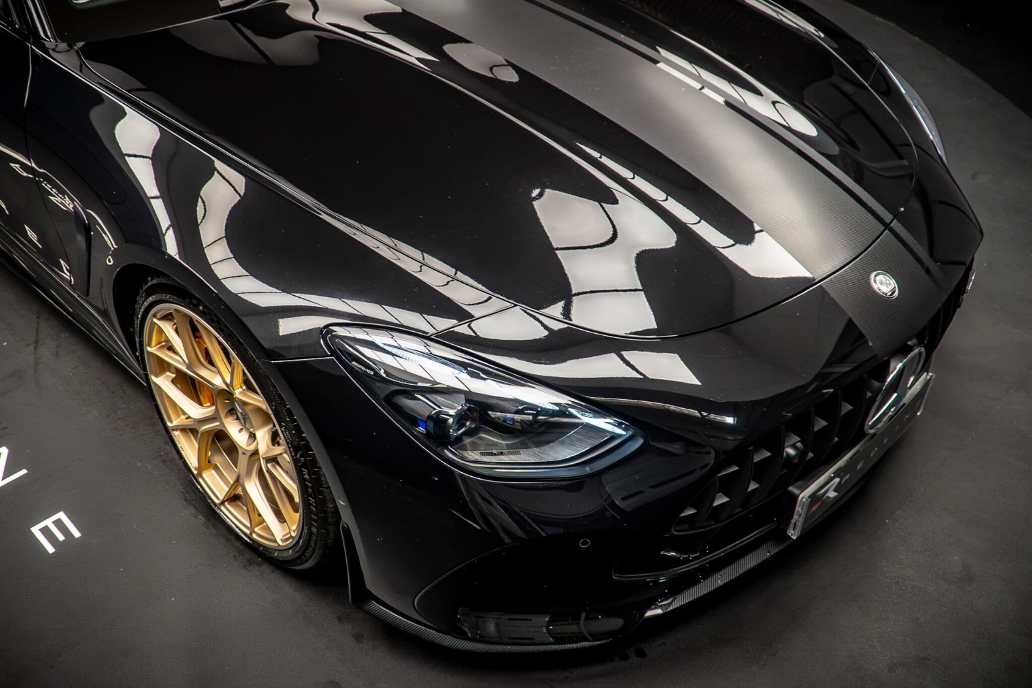 Mercedes-Benz Amg GT view 11