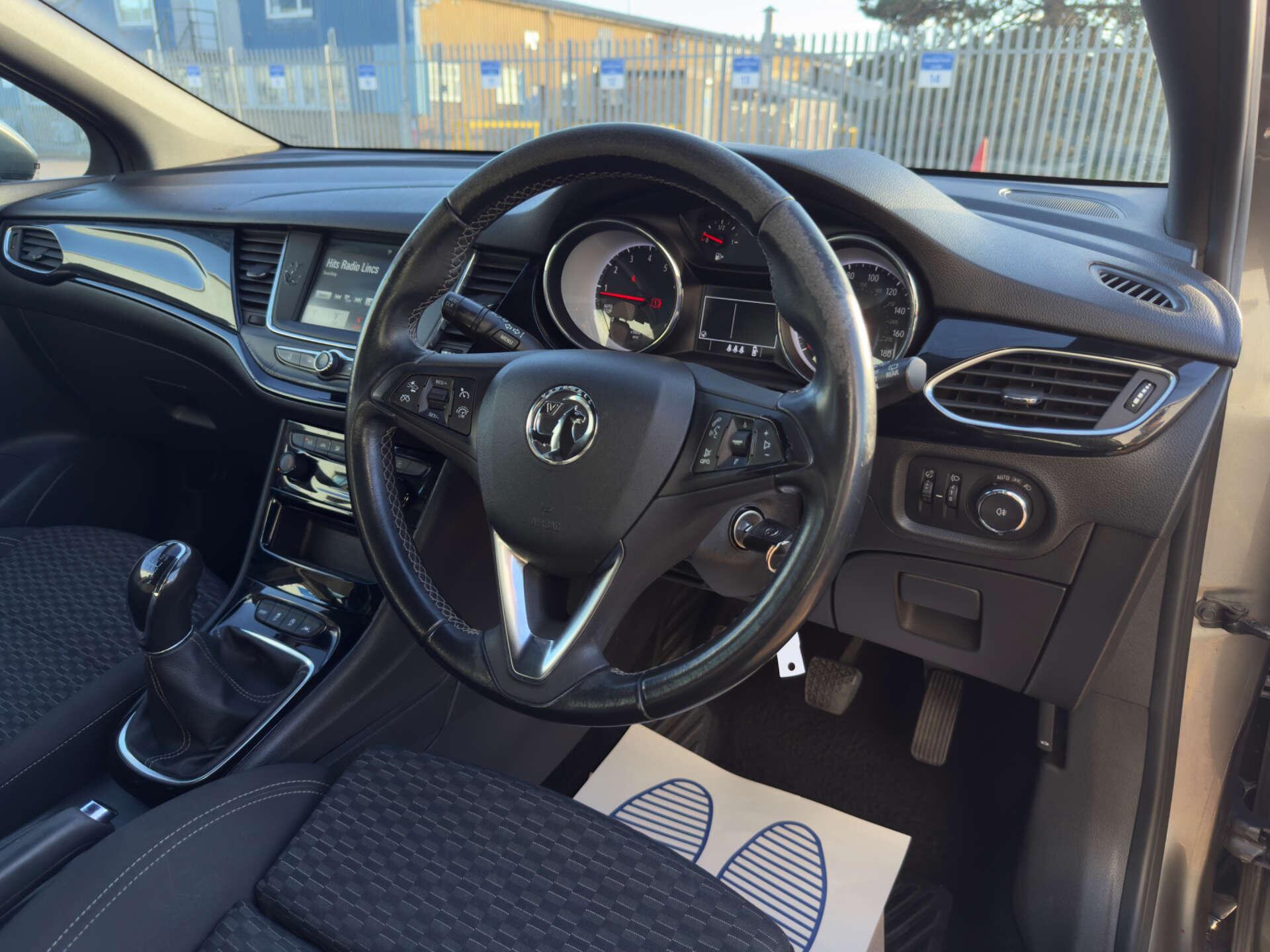 Vauxhall Astra view 17