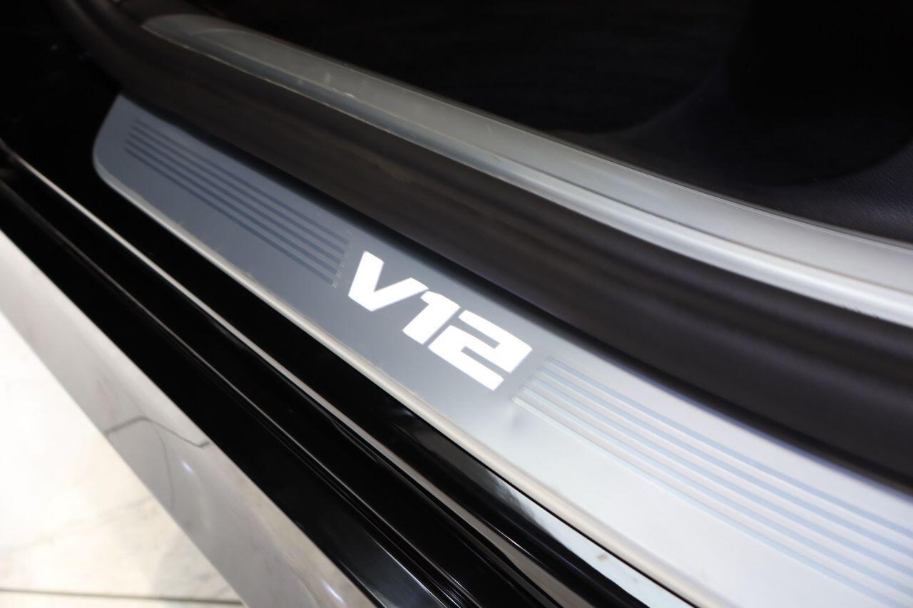 BMW 7 Series view 34